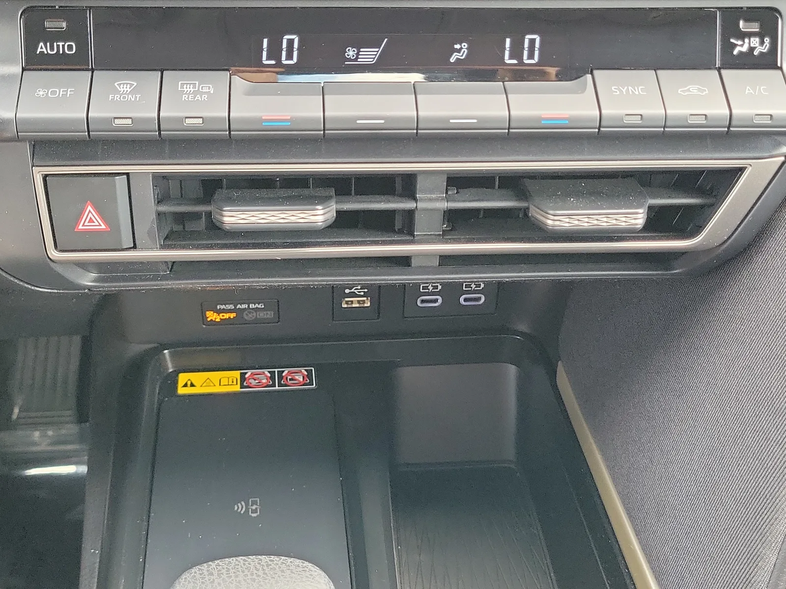 2025 Toyota Camry LE photo 21