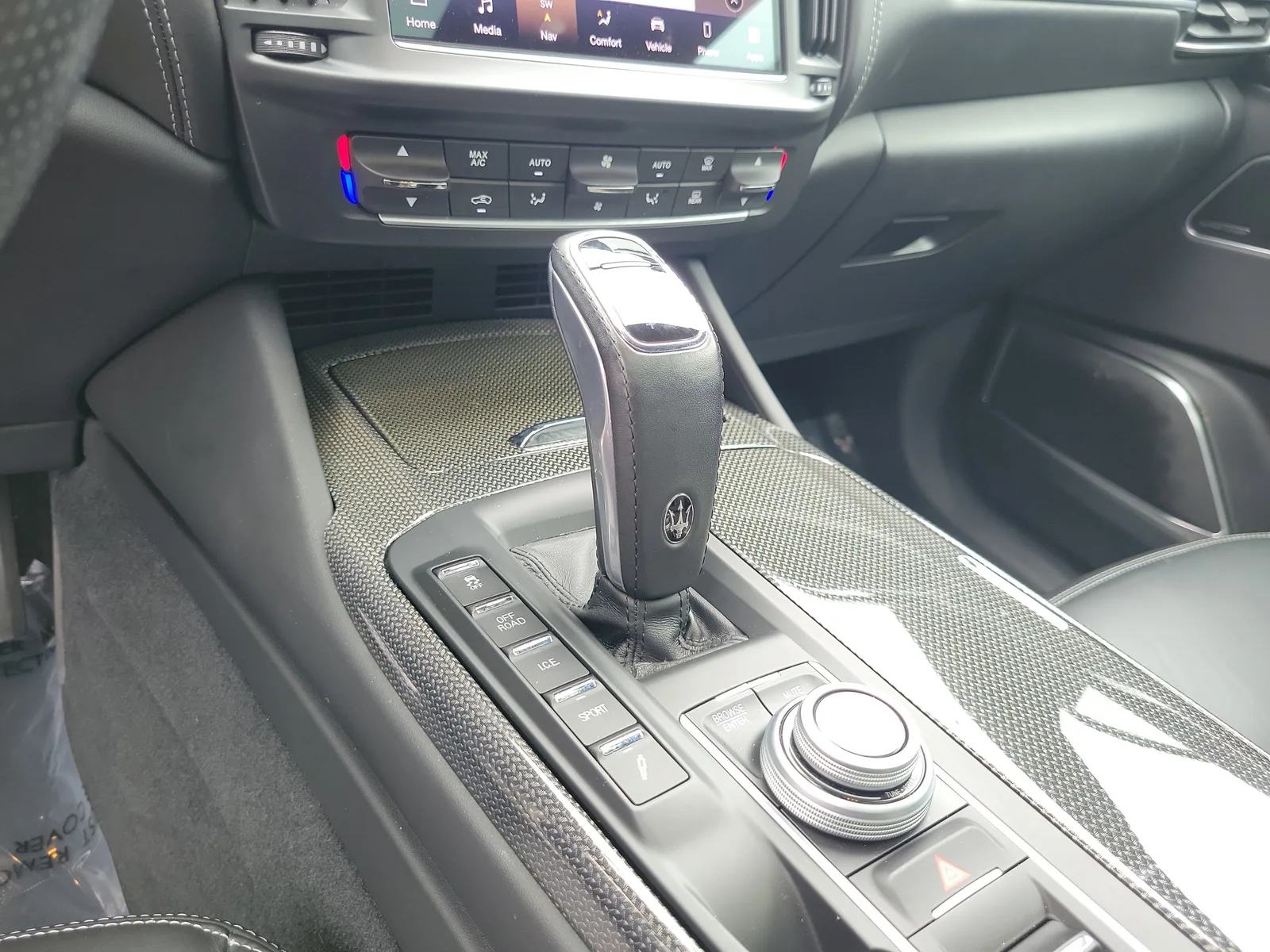 2023 Maserati Levante GT photo 25