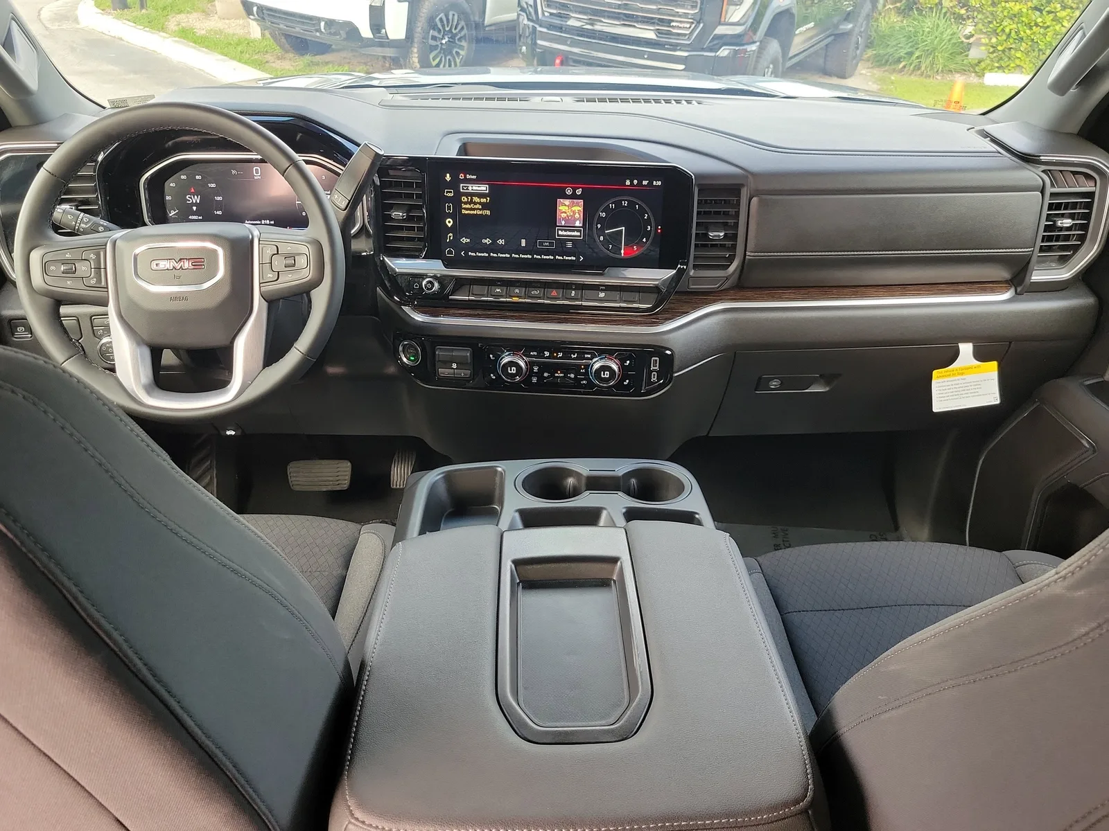 2026 GMC Sierra 1500 Elevation photo 17