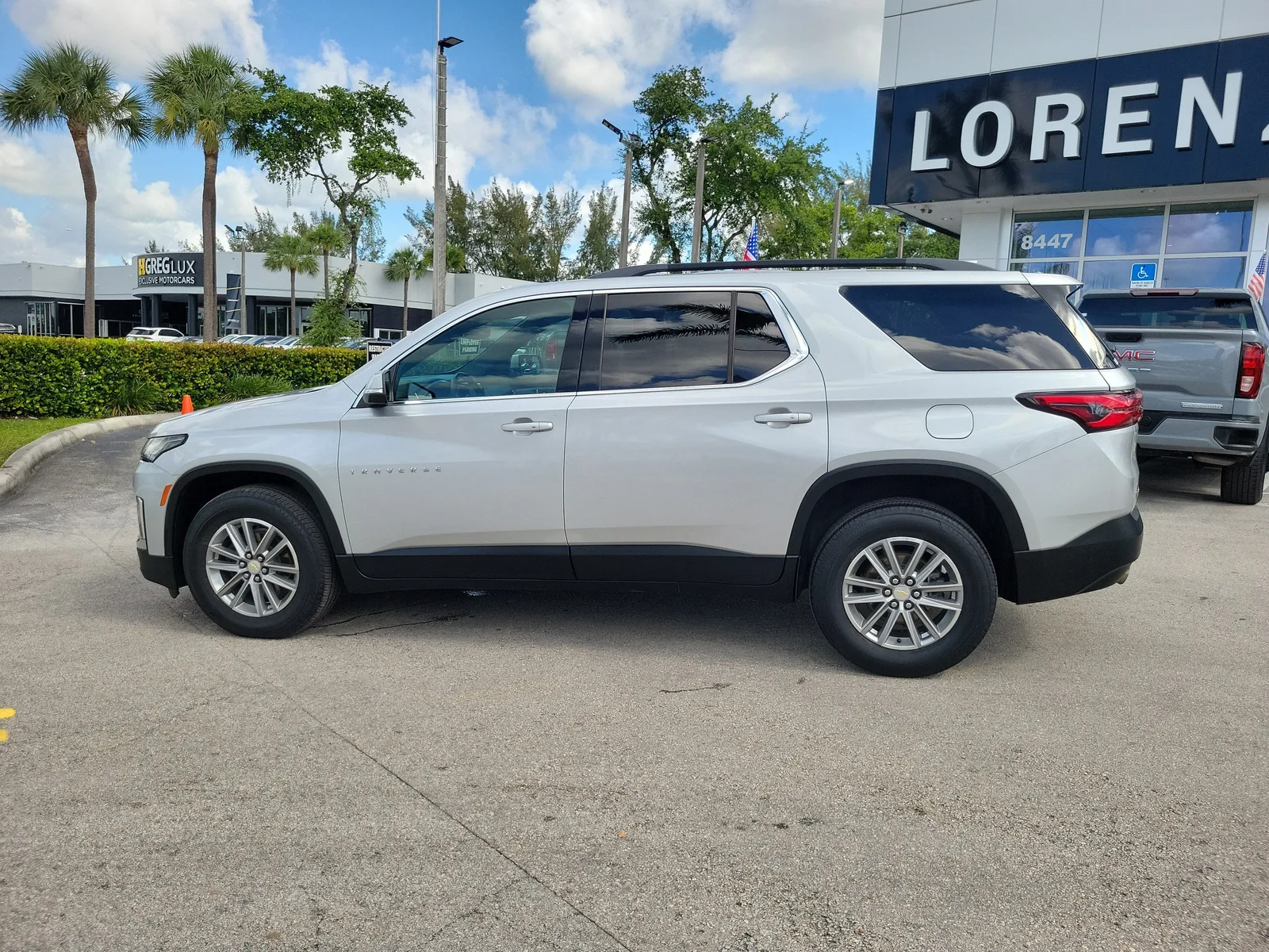 2022 Chevrolet Traverse LT Cloth photo 8