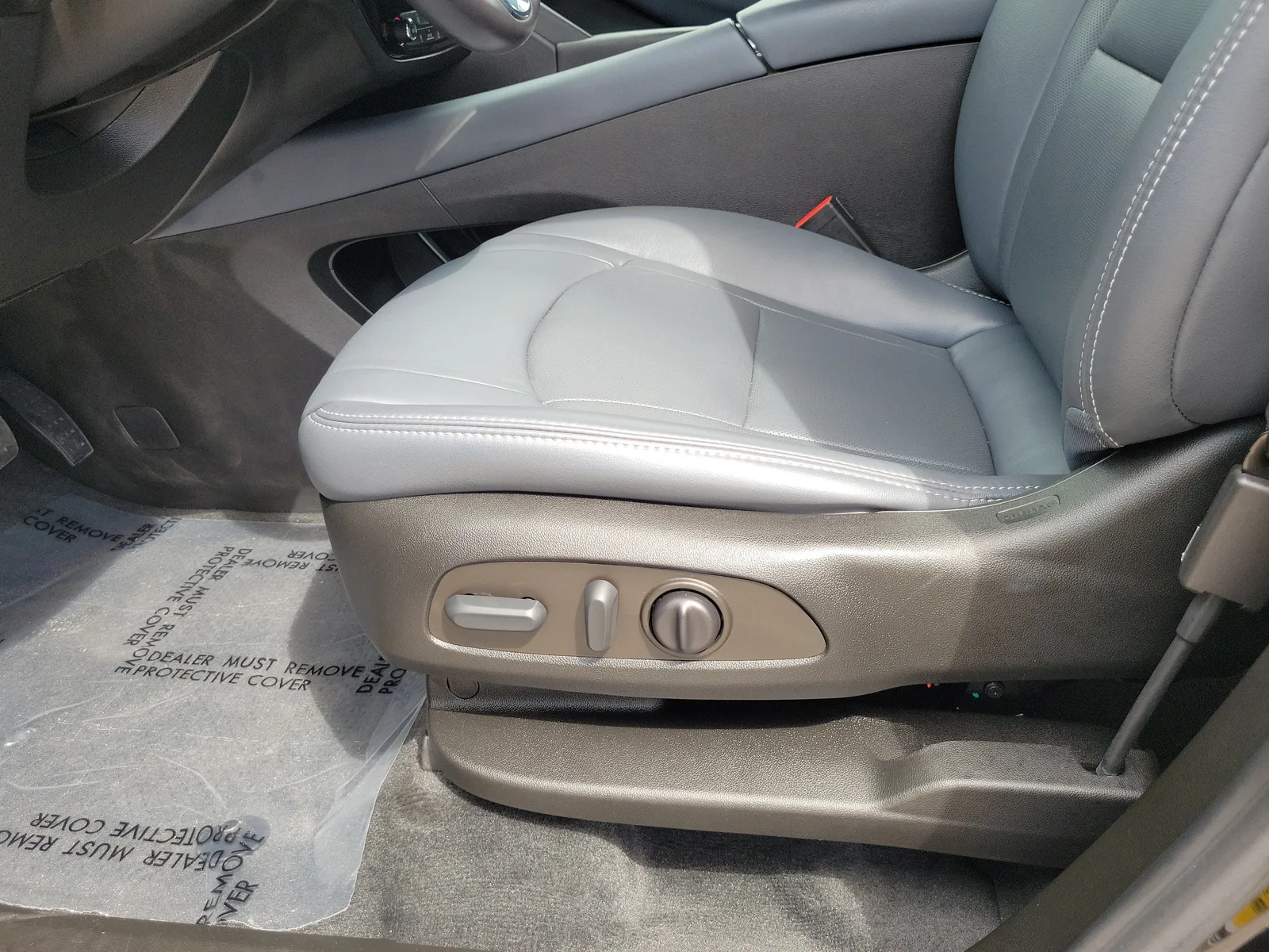 2022 Buick Enclave Essence photo 12