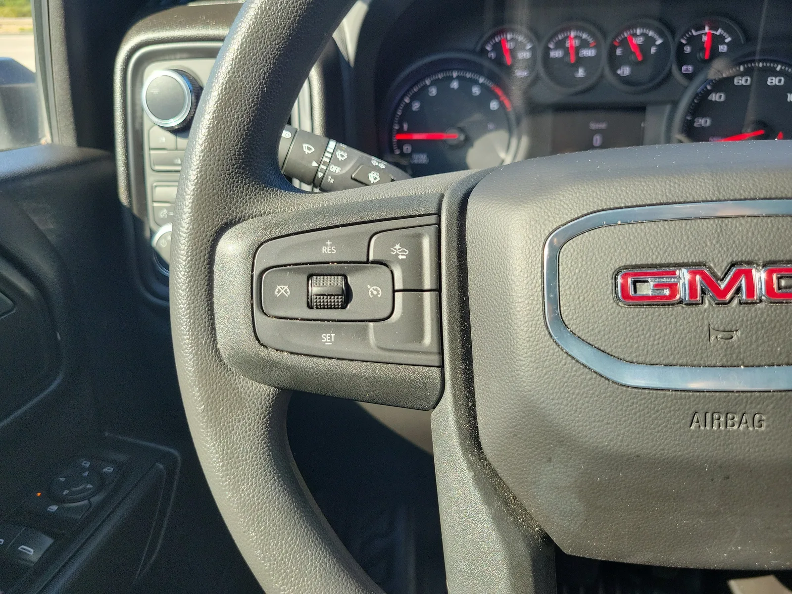 2024 GMC Sierra 2500 HD Pro photo 17