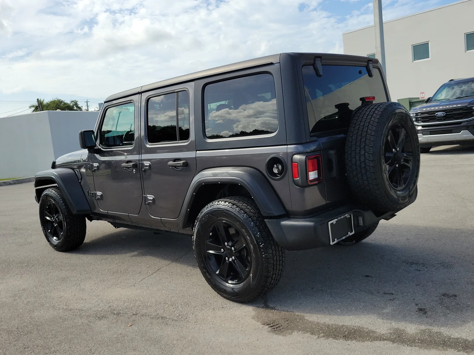 2022 Jeep Wrangler Unlimited Sport Altitude 4WD photo 7