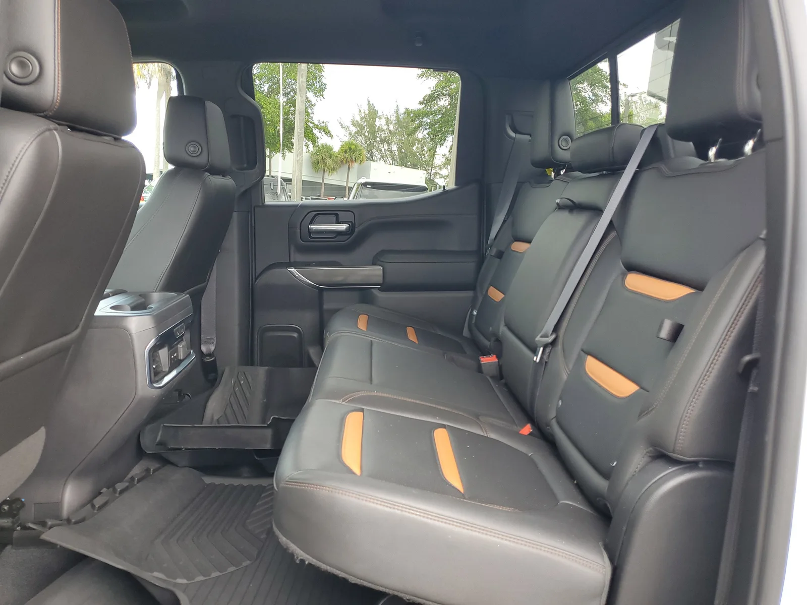 2020 GMC Sierra 1500 AT4 4WD photo 13
