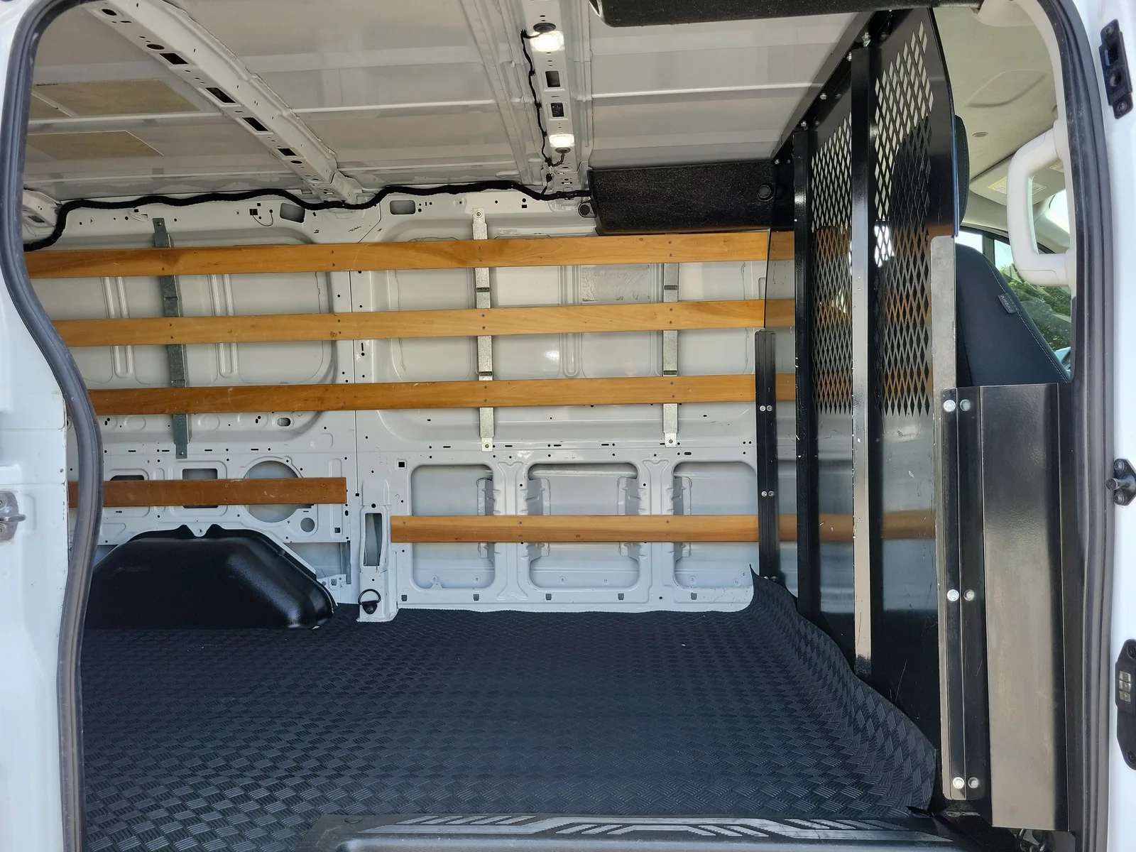 2024 Ford Transit Cargo Van Base photo 12