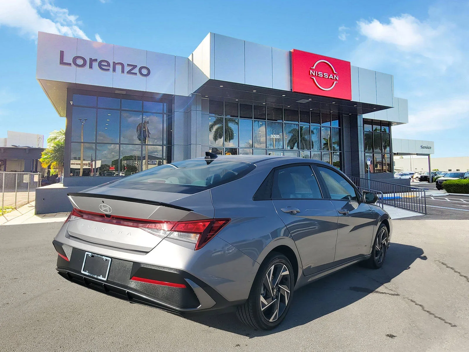 2025 Hyundai Elantra SEL Sport photo 5
