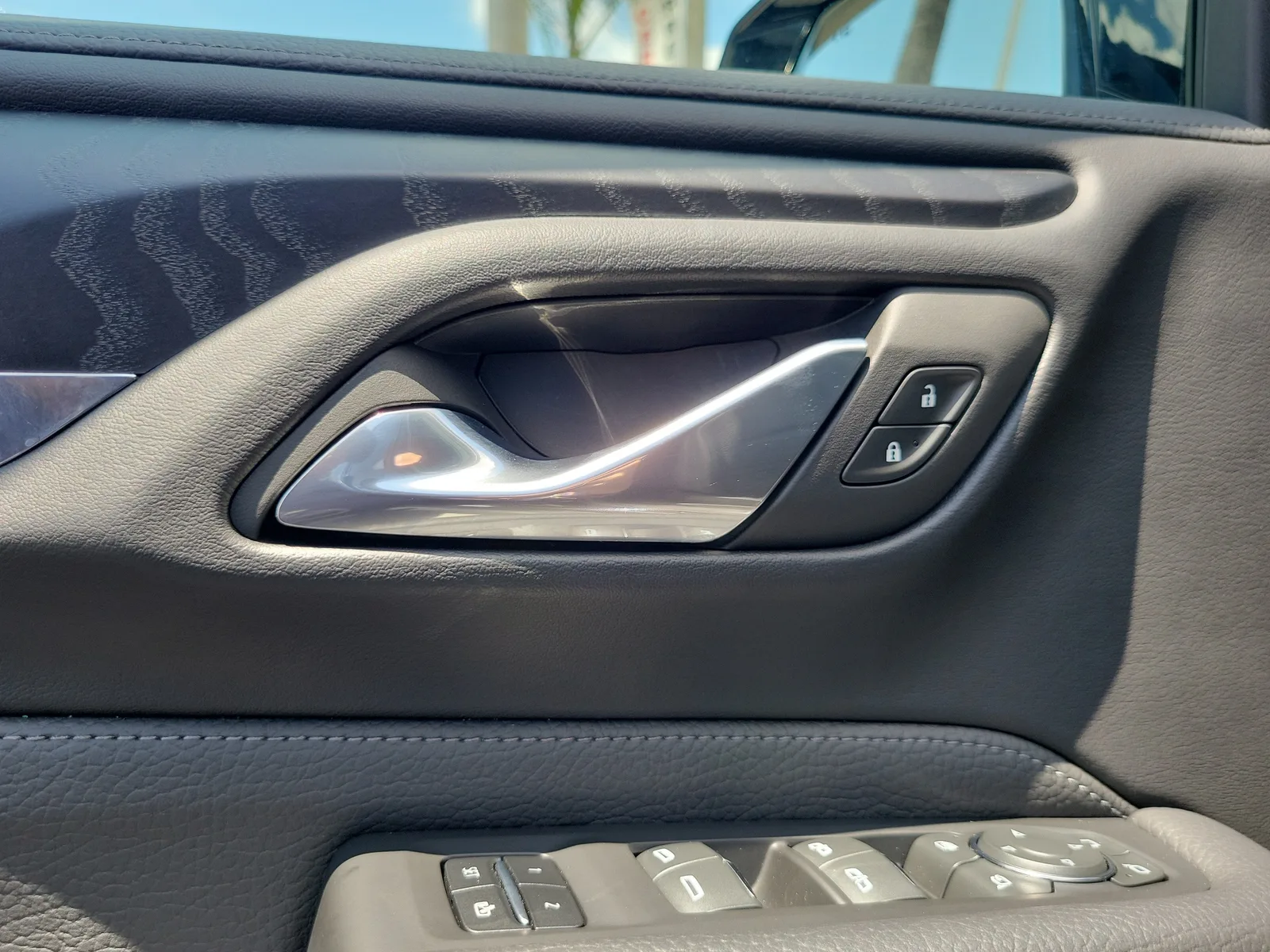 2024 GMC Yukon XL Denali photo 27