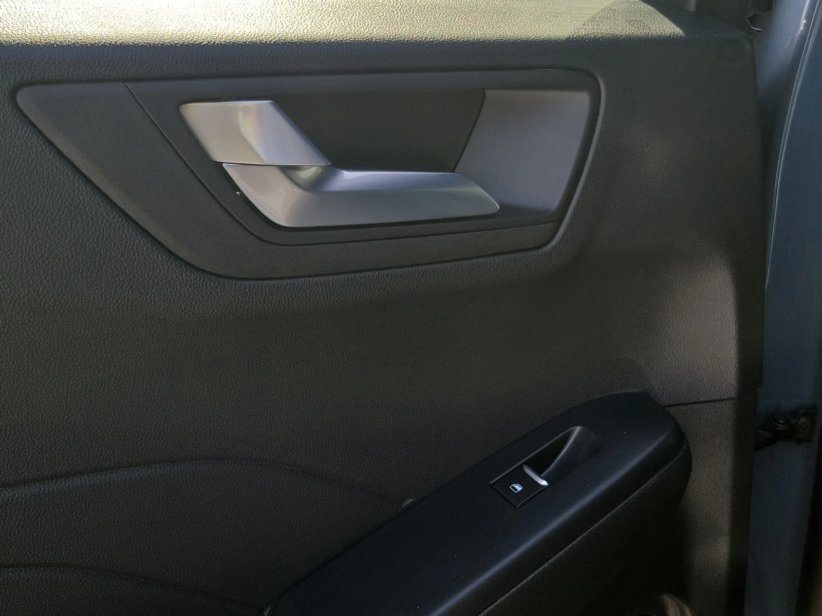 2025 Ford Escape ST-Line photo 30