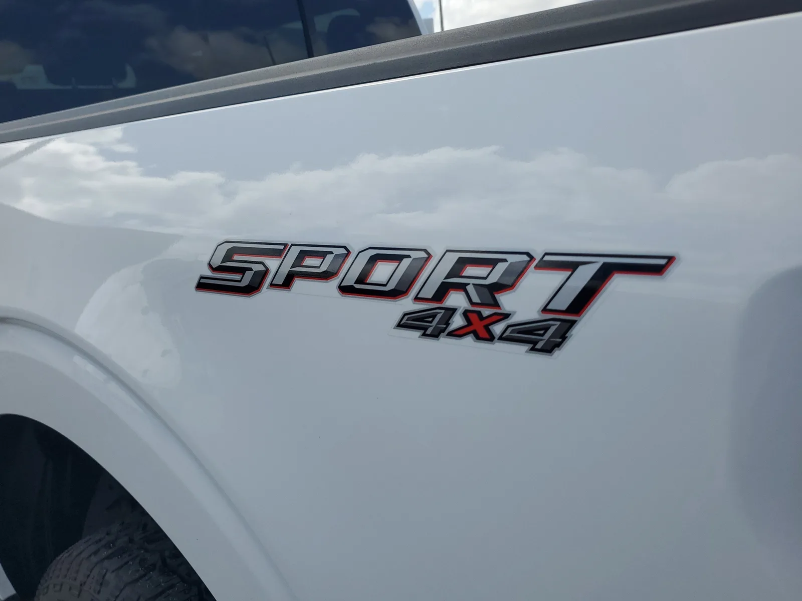 2023 Ford F-150 XLT 4WD photo 31