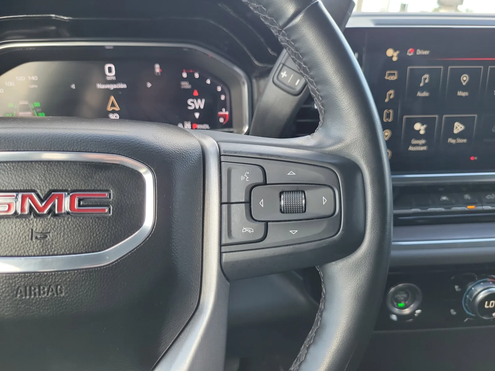 2024 GMC Sierra 1500 SLT photo 21