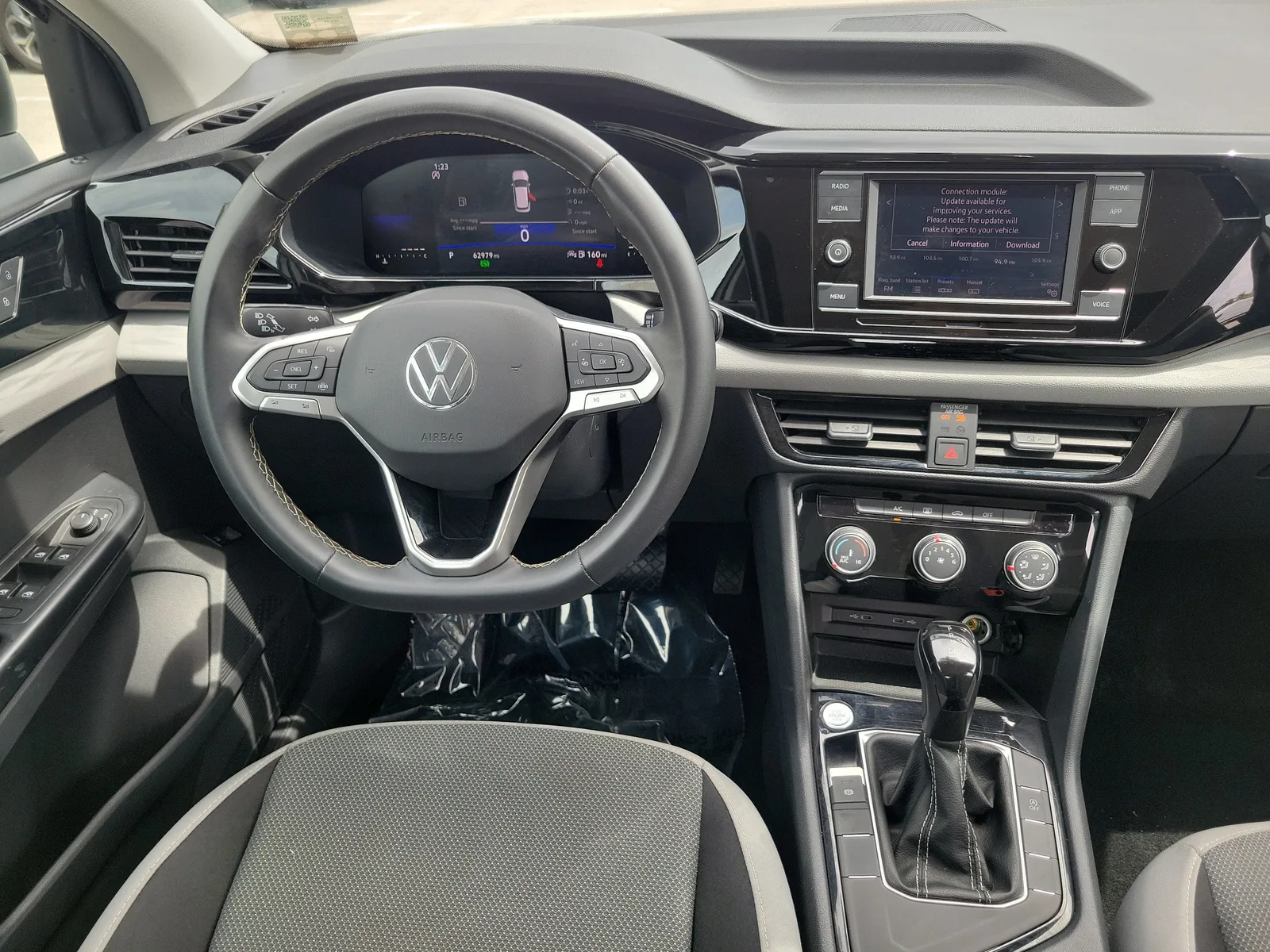 2023 Volkswagen Taos S photo 19