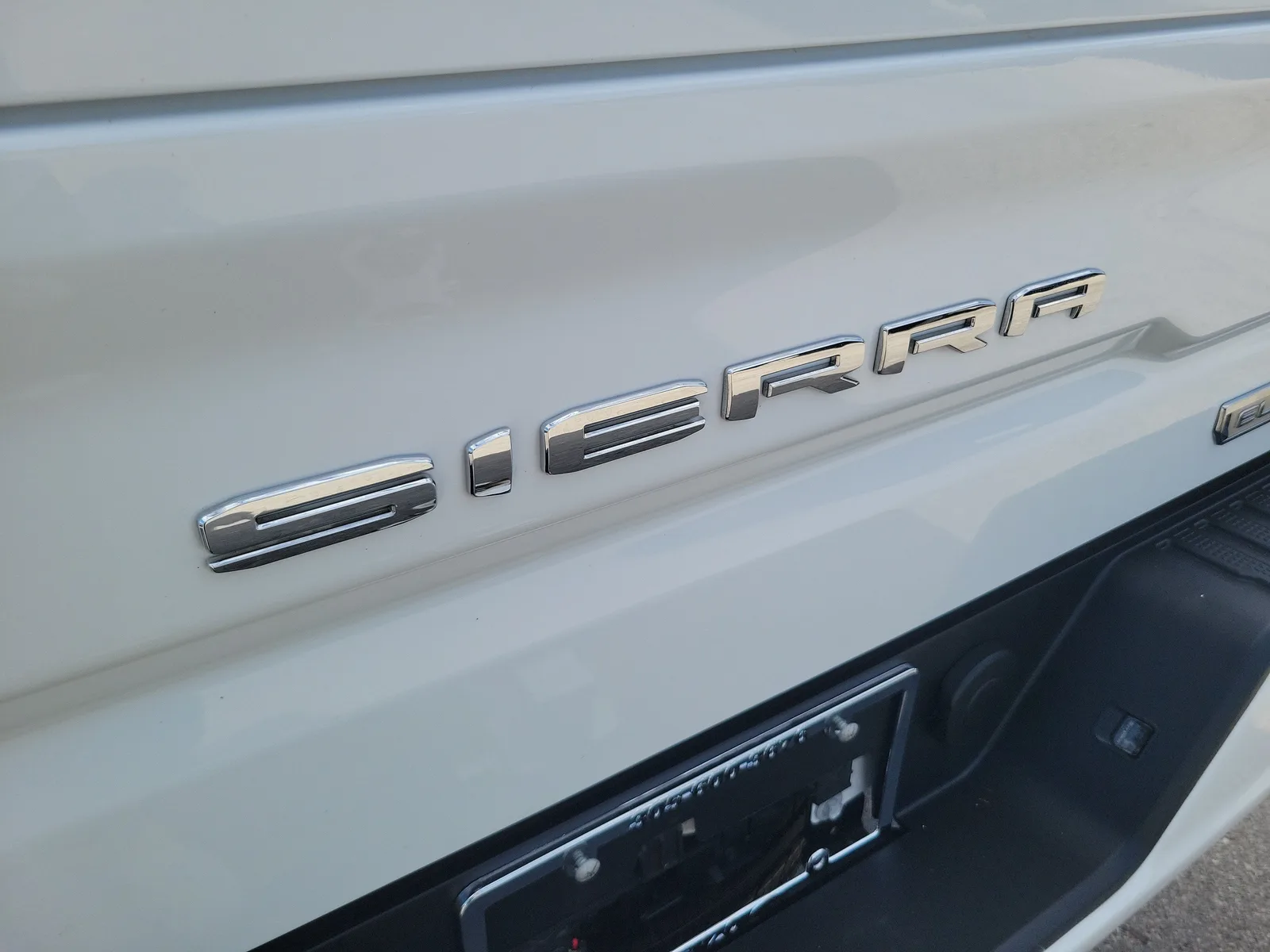 2023 GMC Sierra 1500 Elevation photo 29