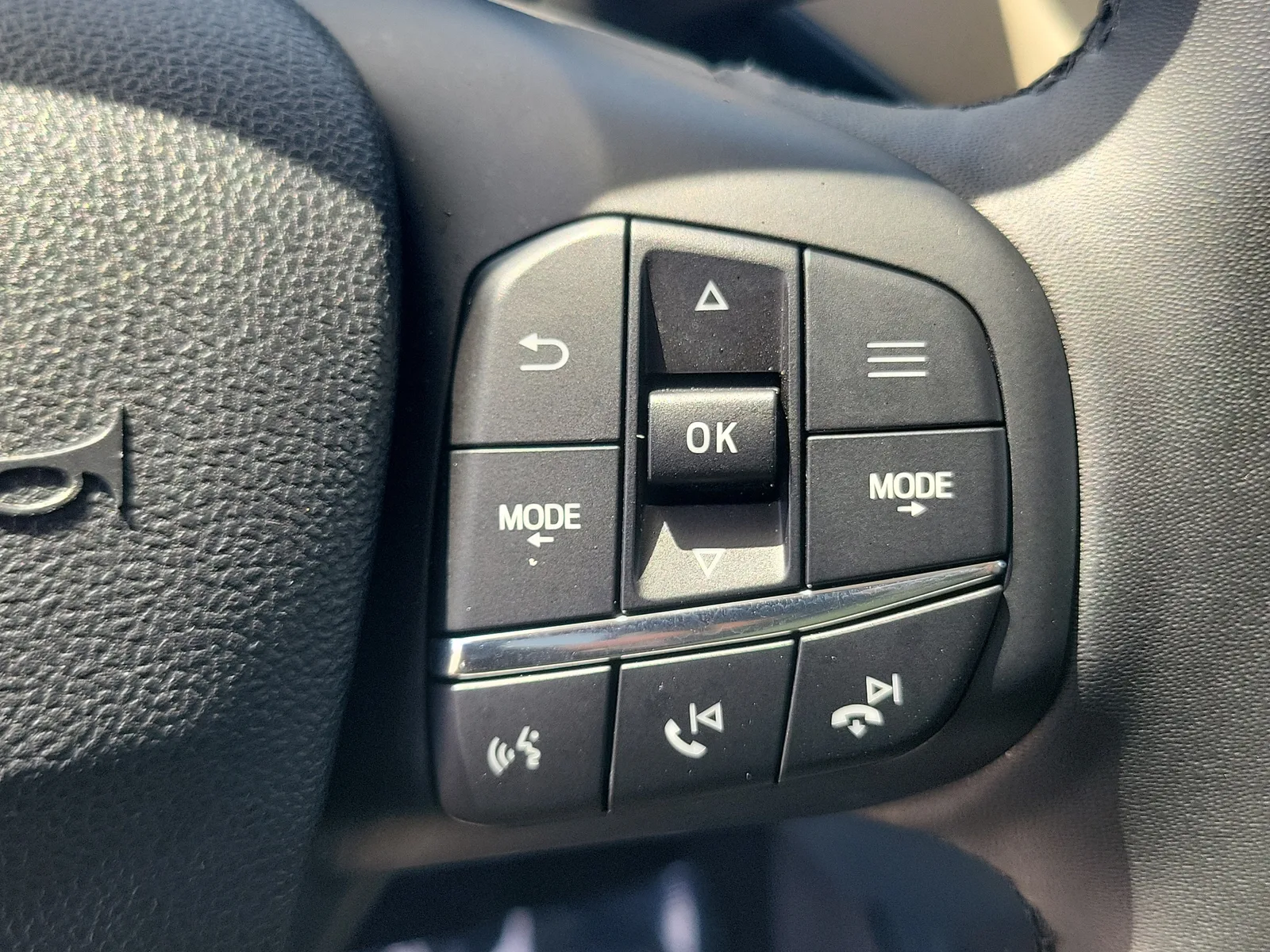 2025 Ford Maverick LARIAT 4WD photo 21