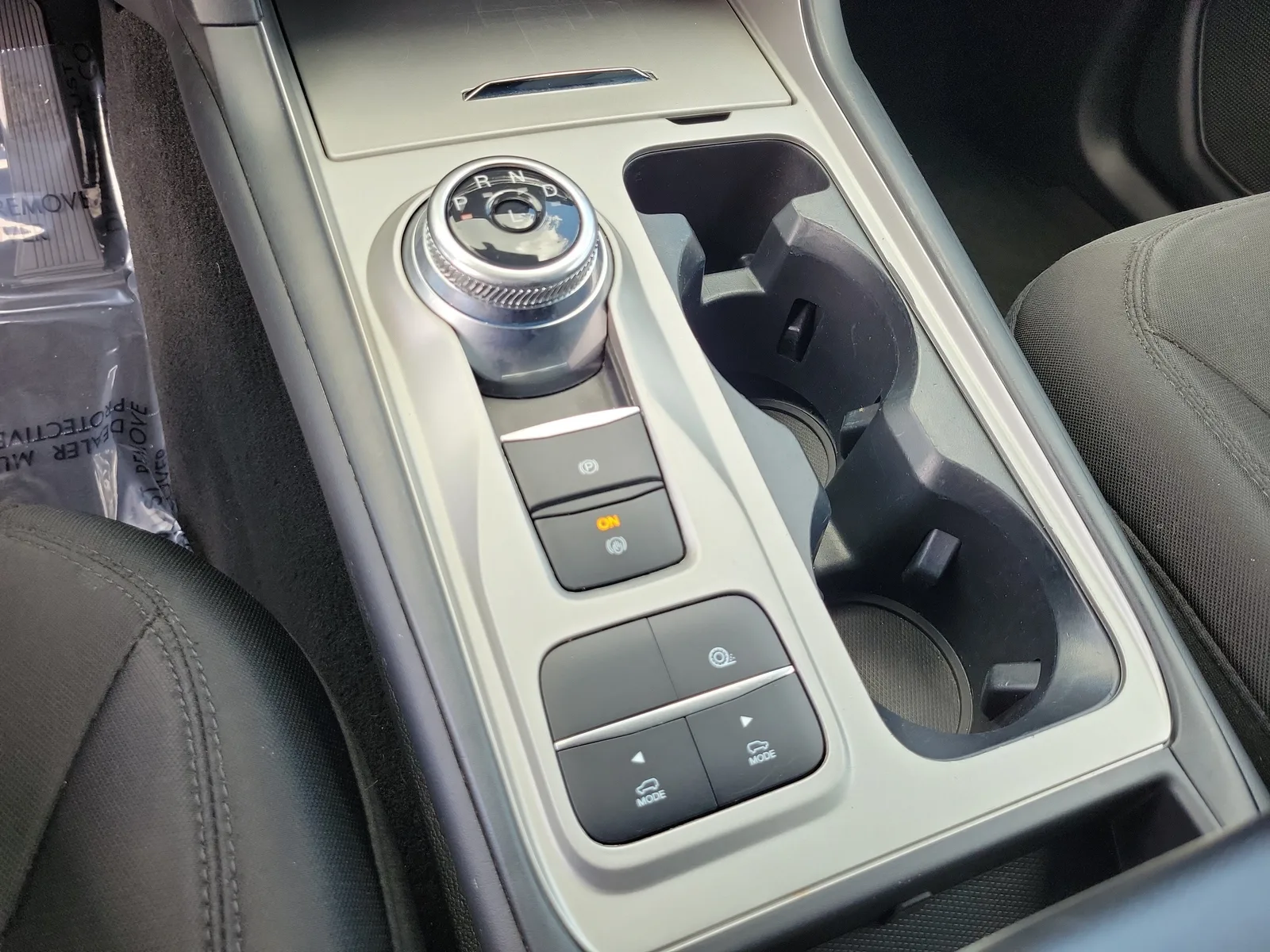 2023 Ford Explorer XLT photo 33