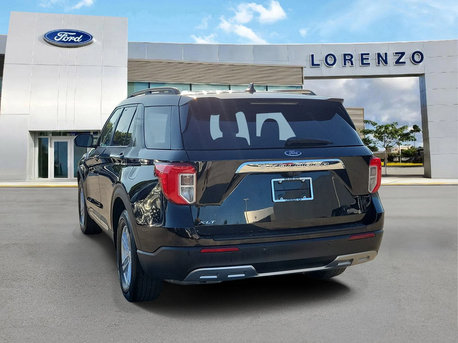 2023 Ford Explorer XLT photo 7