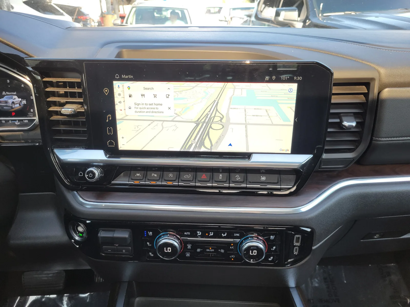 2024 GMC Sierra 1500 SLT photo 22