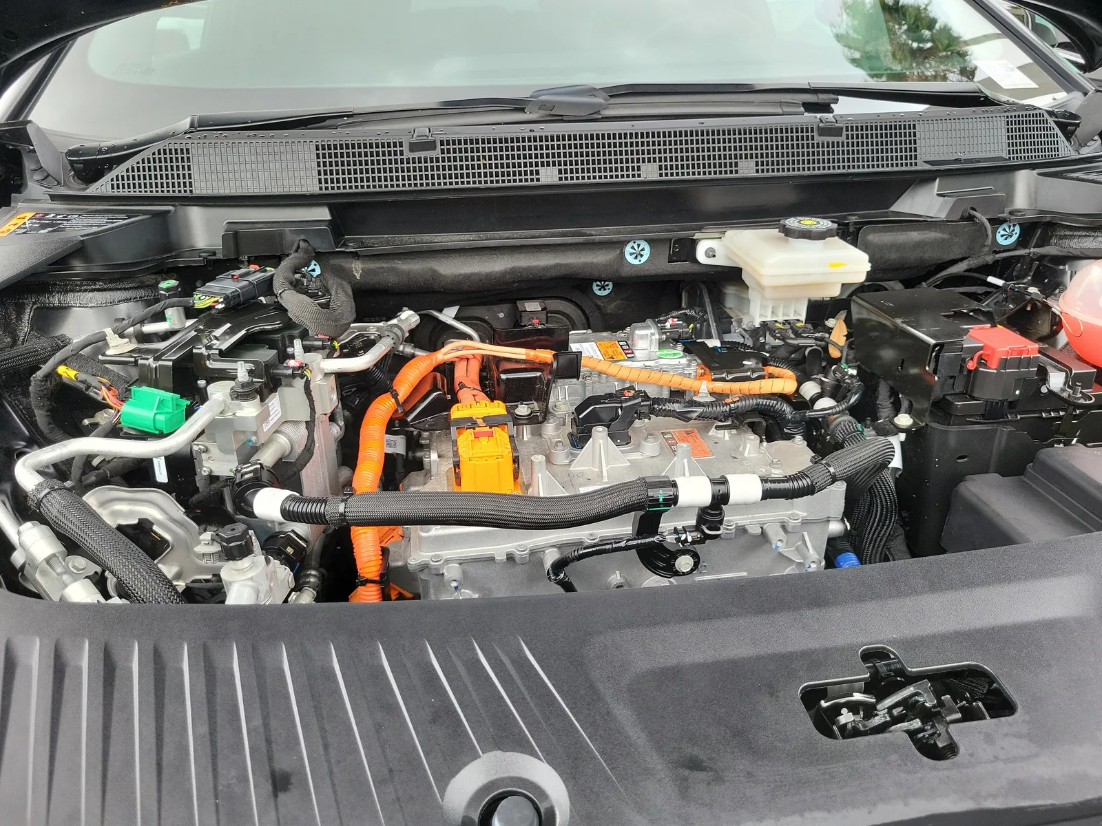 2024 Chevrolet Equinox EV 2LT photo 26