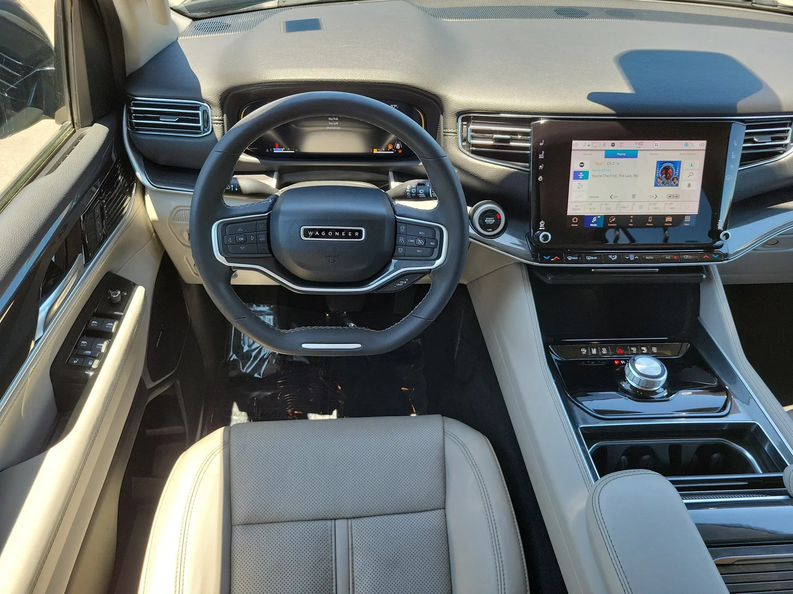 2023 Jeep Wagoneer Base photo 21