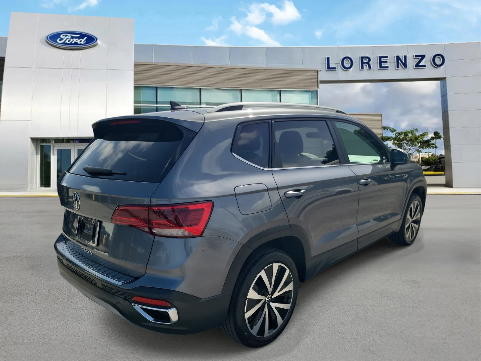 2022 Volkswagen Taos SE photo 5