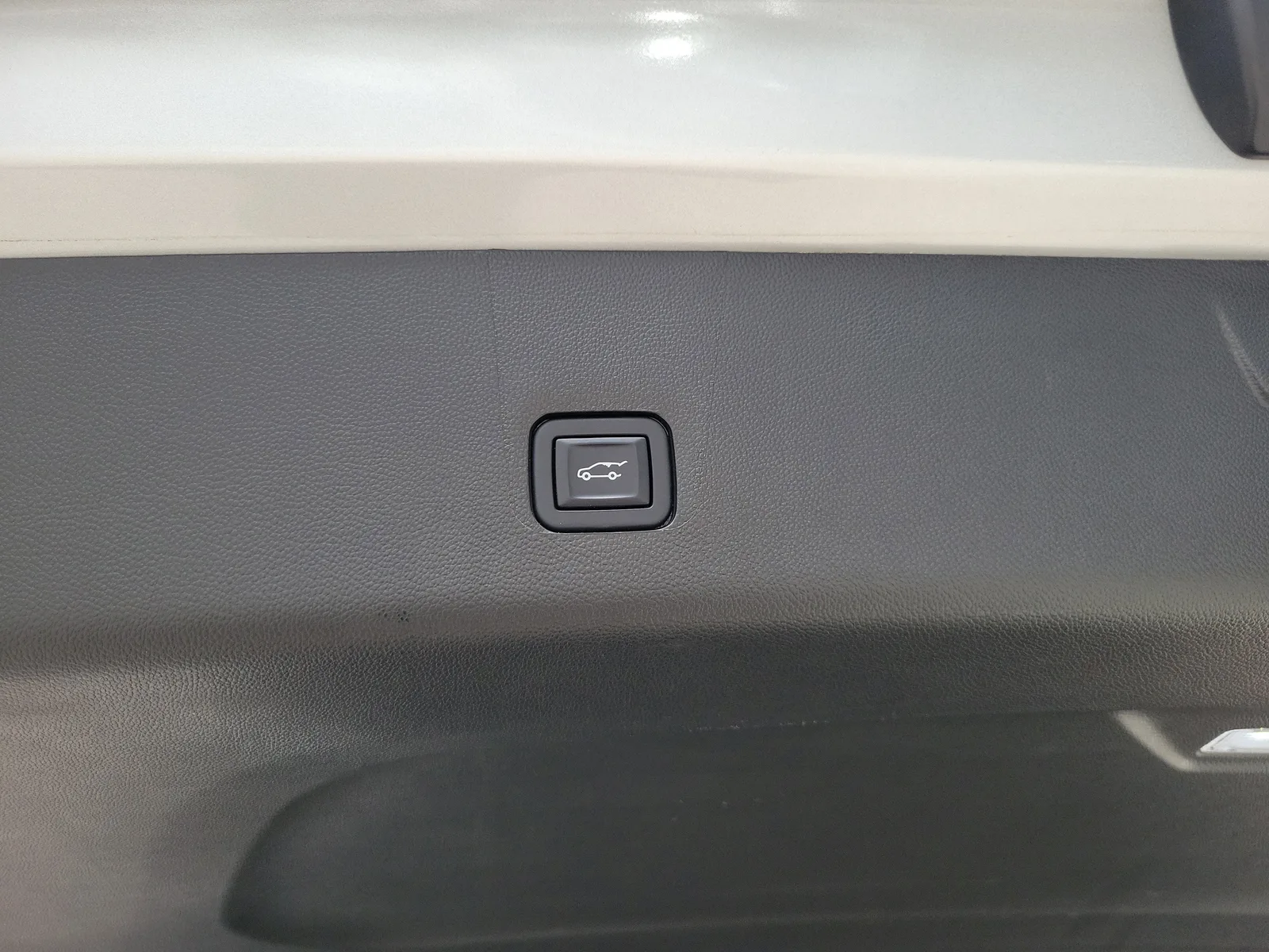 2022 Chevrolet Traverse LT Cloth photo 11