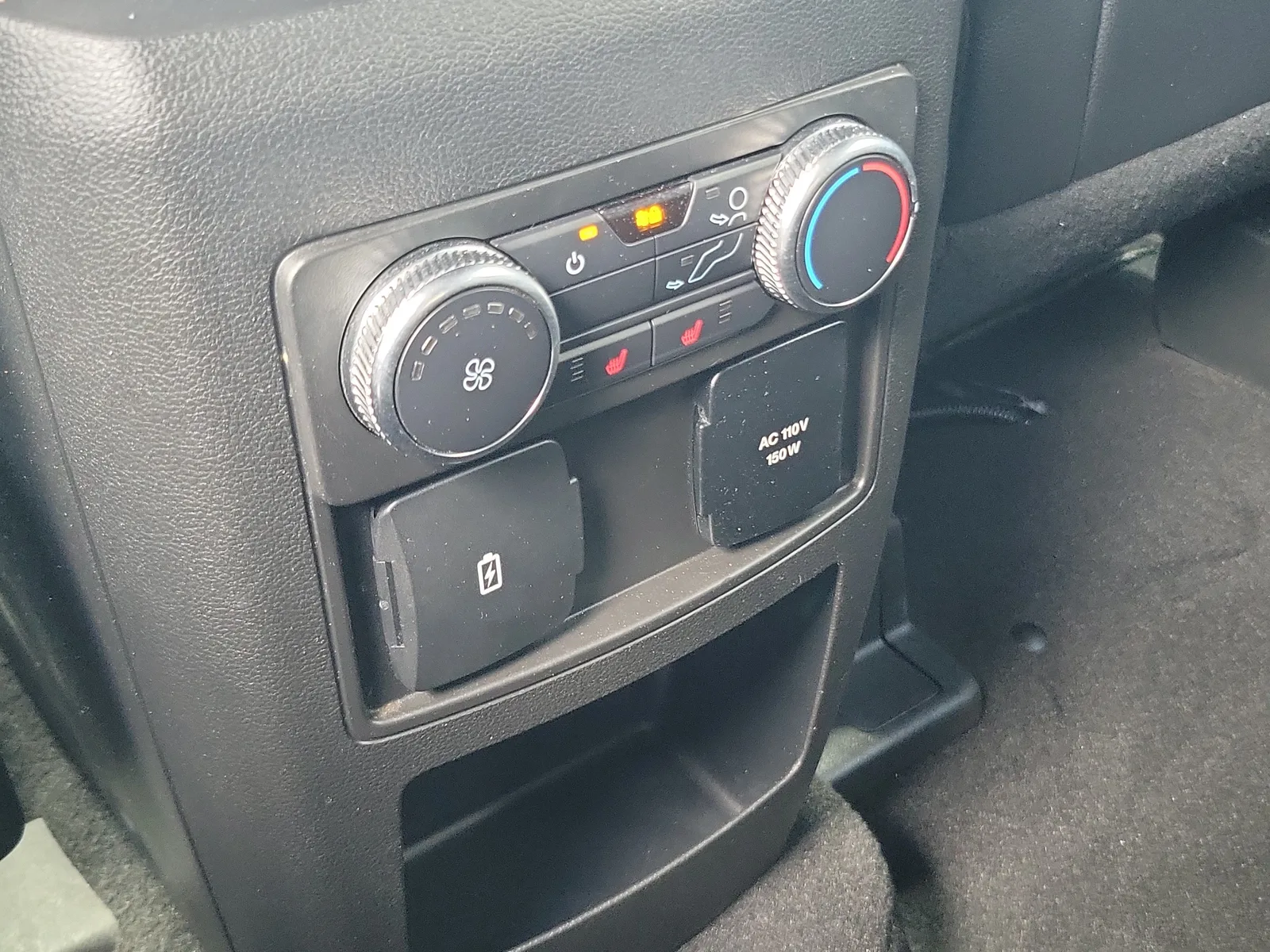 2021 Ford Explorer ST 4WD photo 16