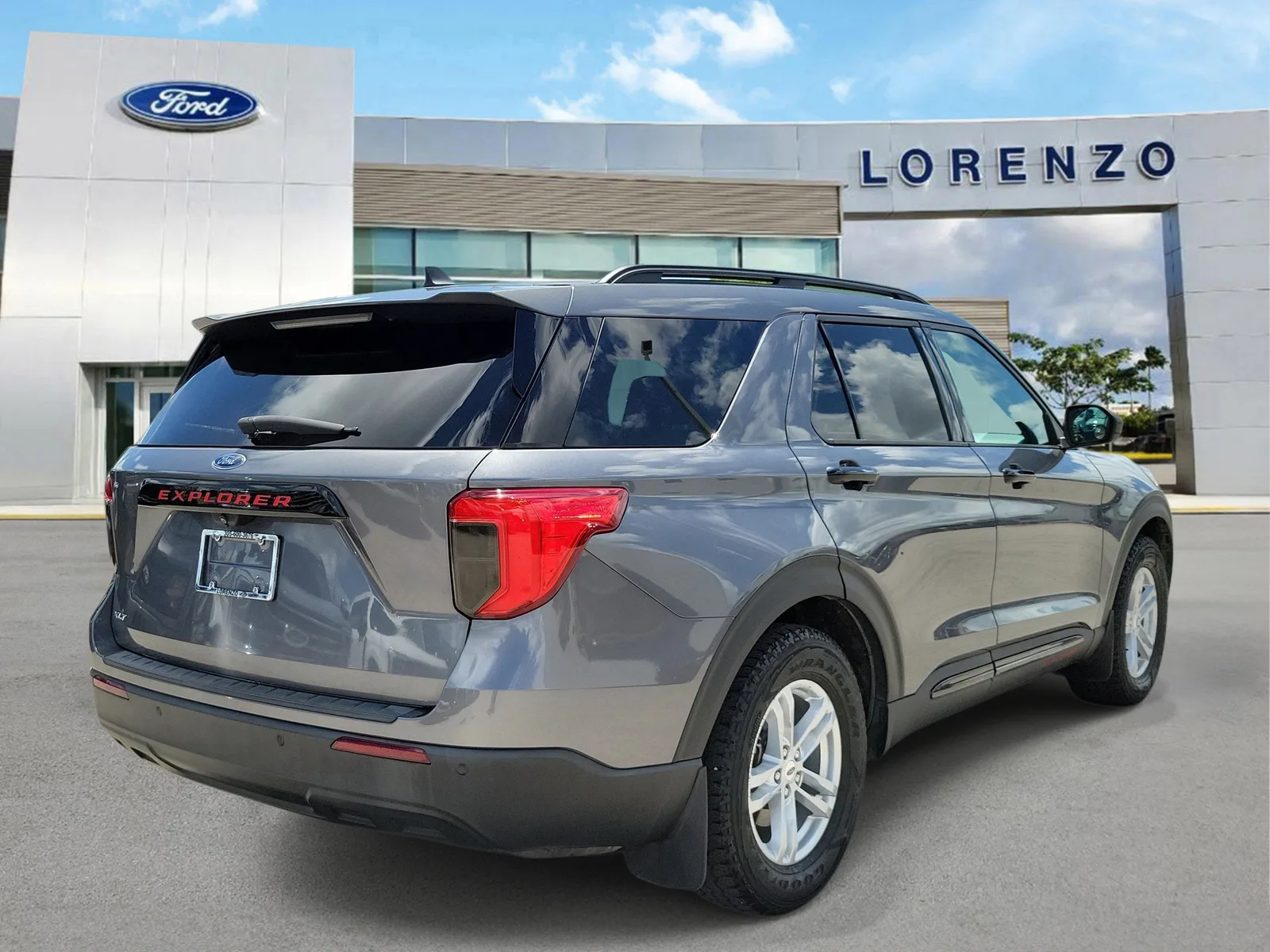 2022 Ford Explorer XLT photo 5