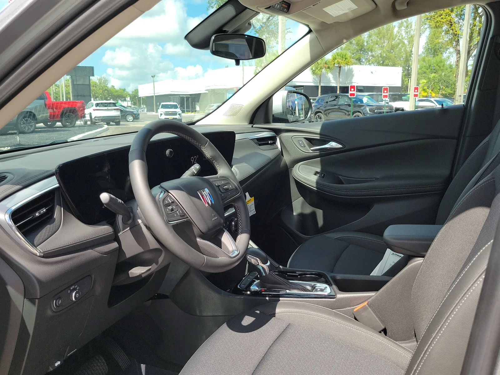 2024 Buick Encore GX Preferred photo 11