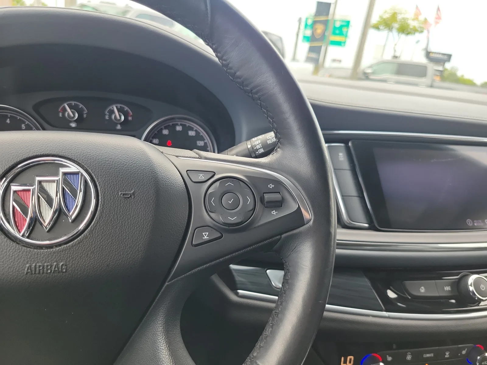 2021 Buick Enclave Essence photo 21