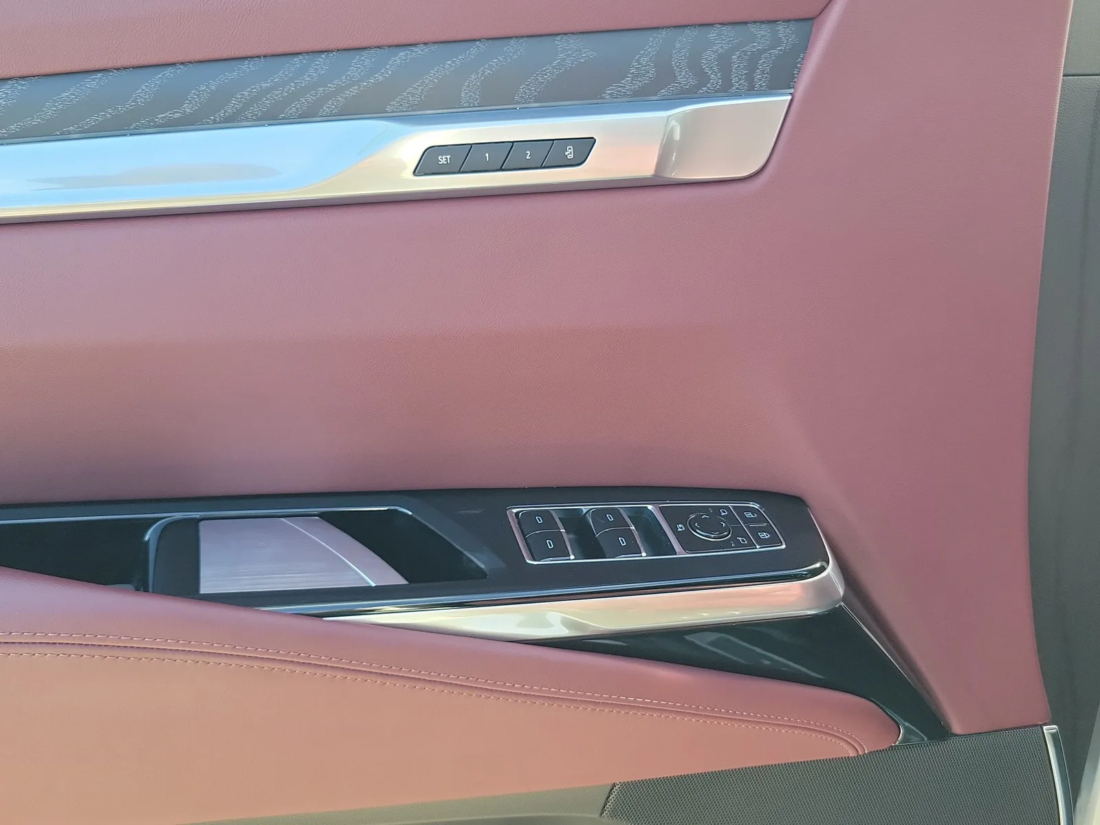 2025 Cadillac Escalade ESV 4WD Sport photo 33