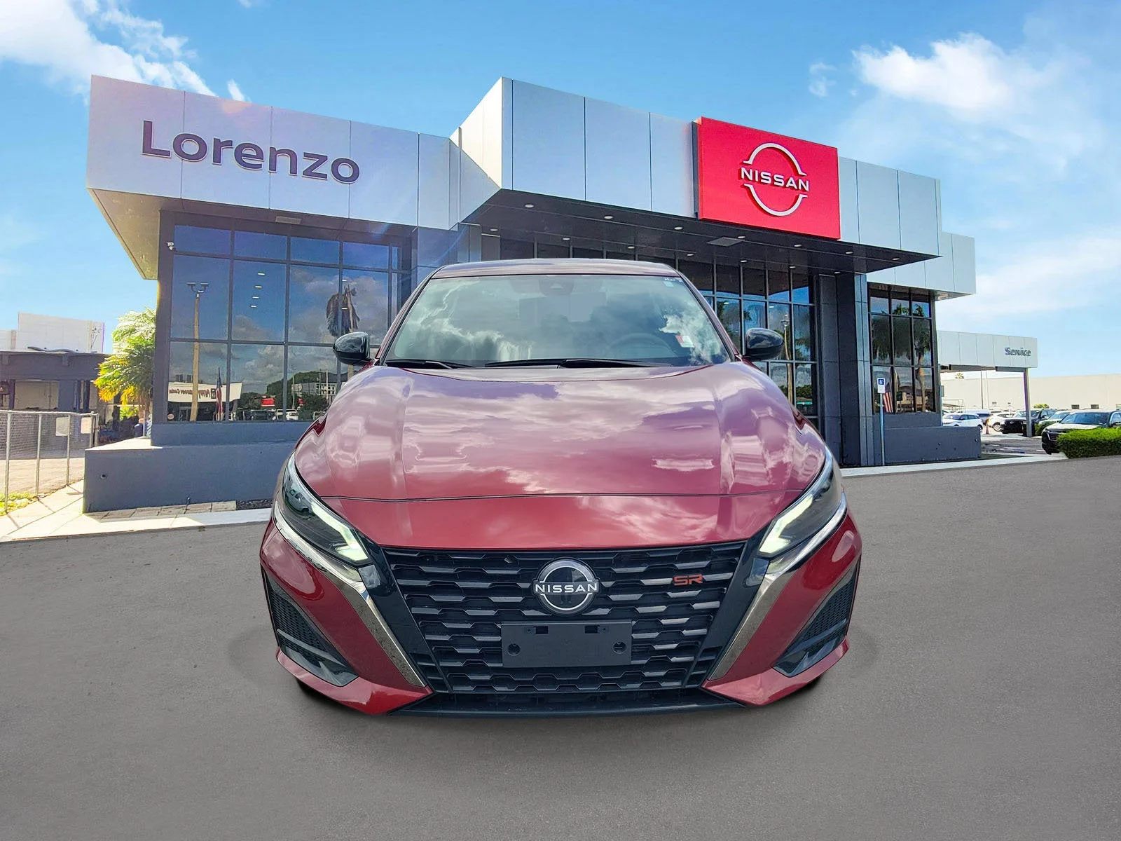 2024 Nissan Altima 2.5 SR photo 2