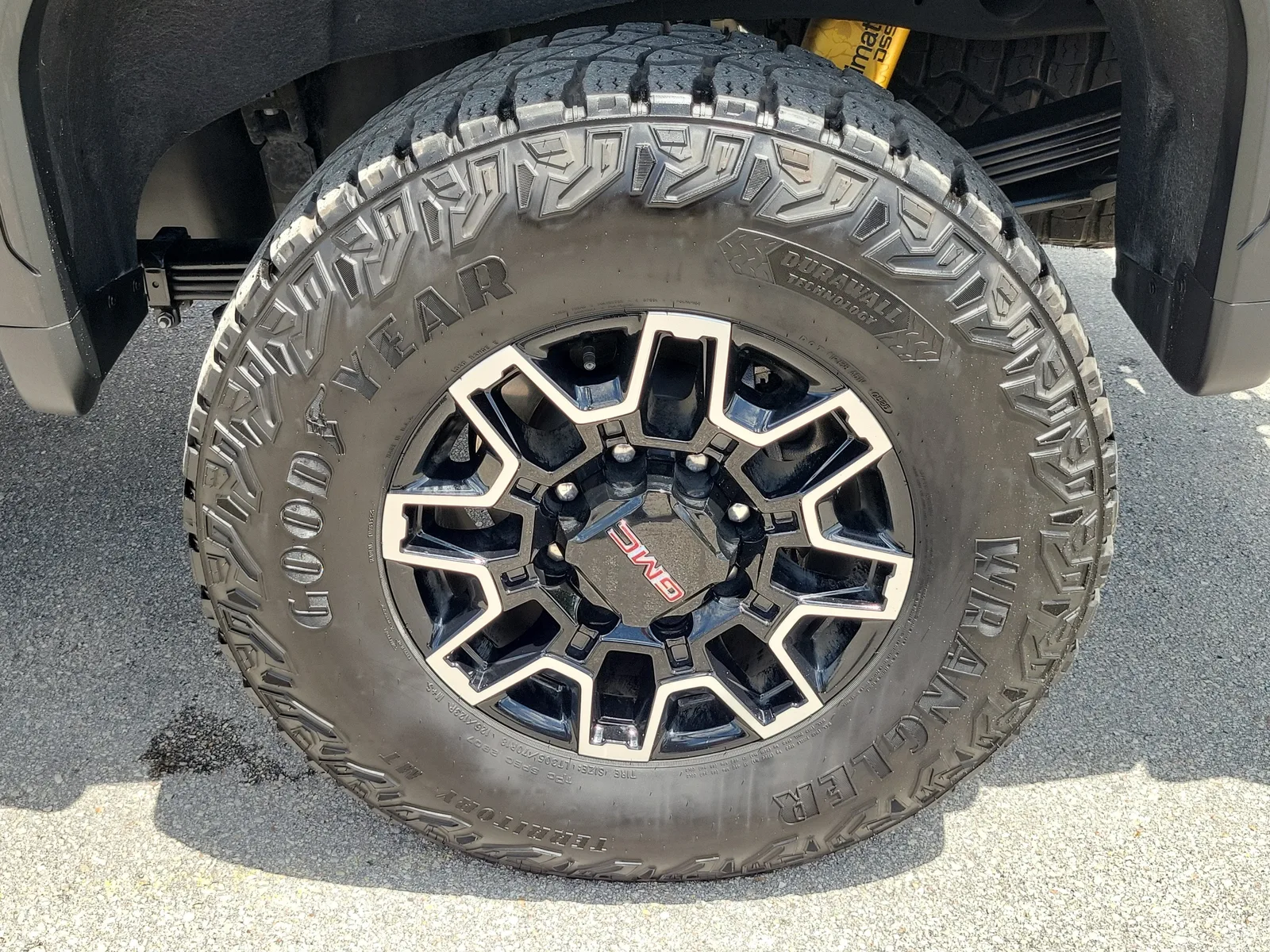 2025 GMC Sierra 2500 HD AT4X photo 28
