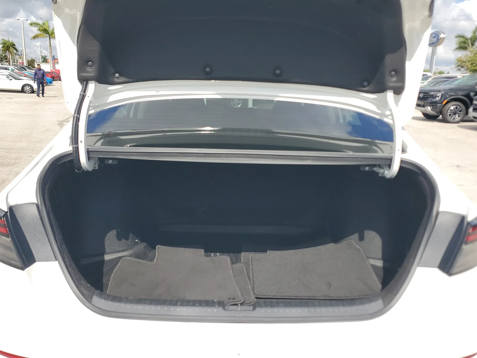2023 Honda Accord Sedan EX photo 31