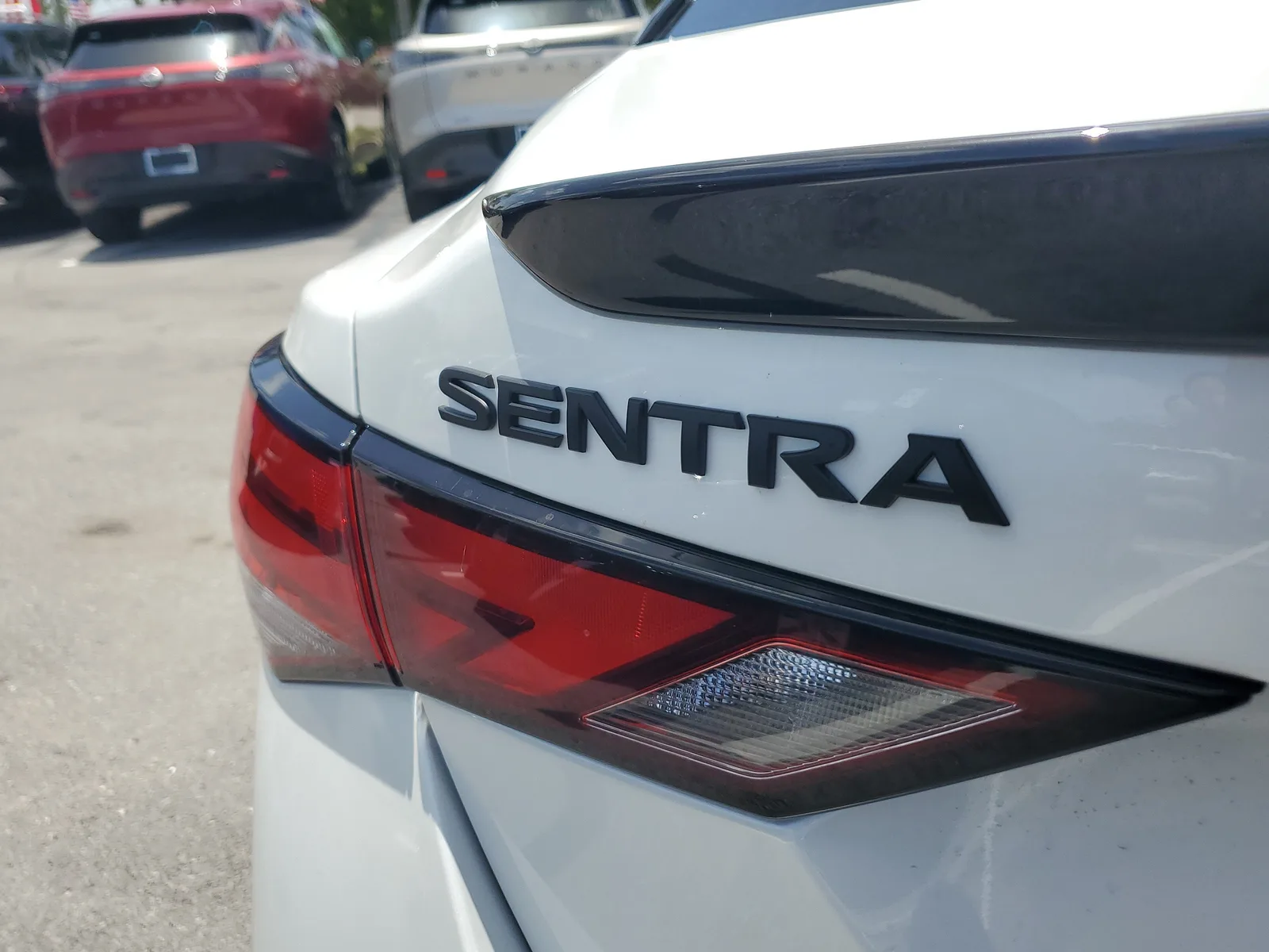 2025 Nissan Sentra SR photo 25