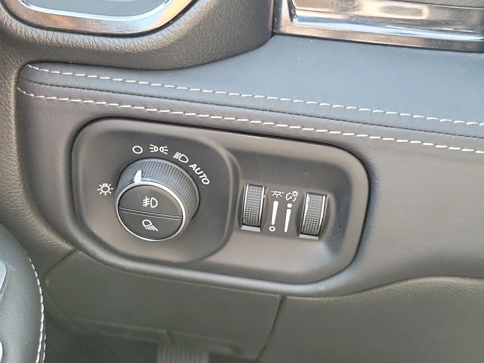 2024 RAM 3500 Limited 4WD Diesel photo 22