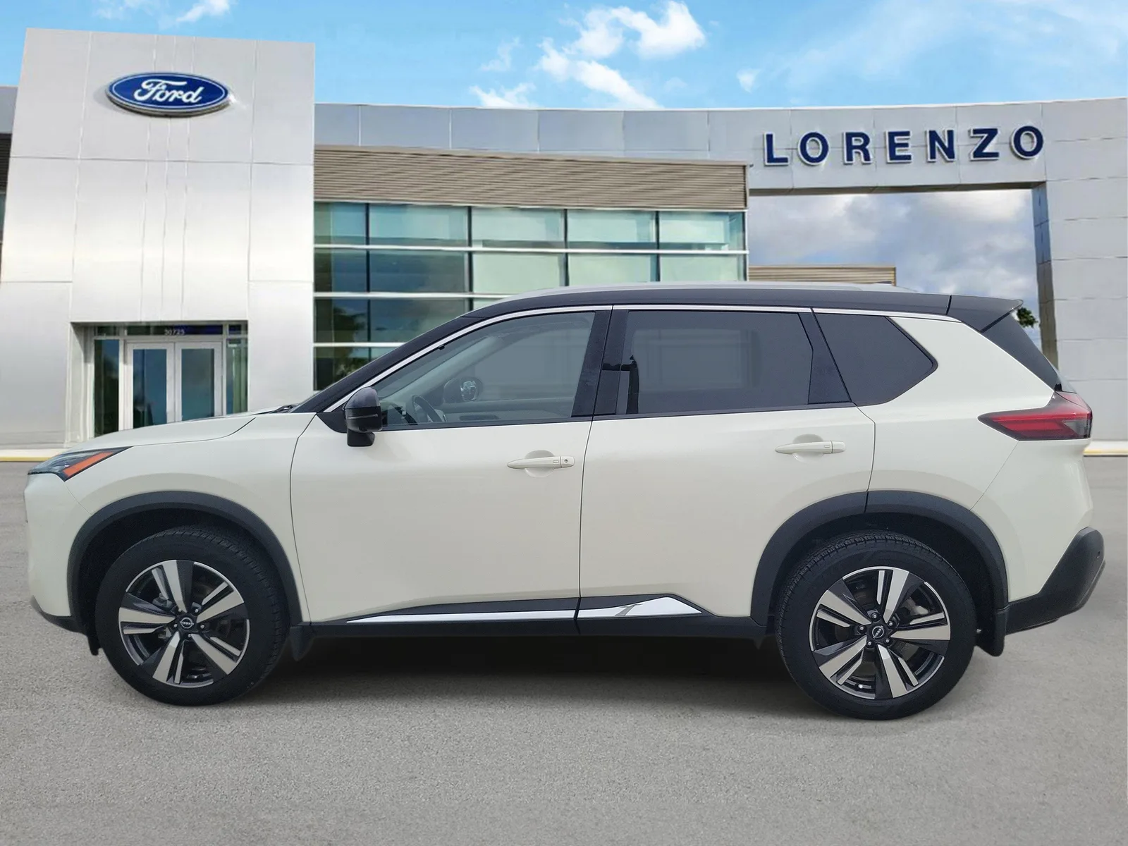 2022 Nissan Rogue SL photo 8