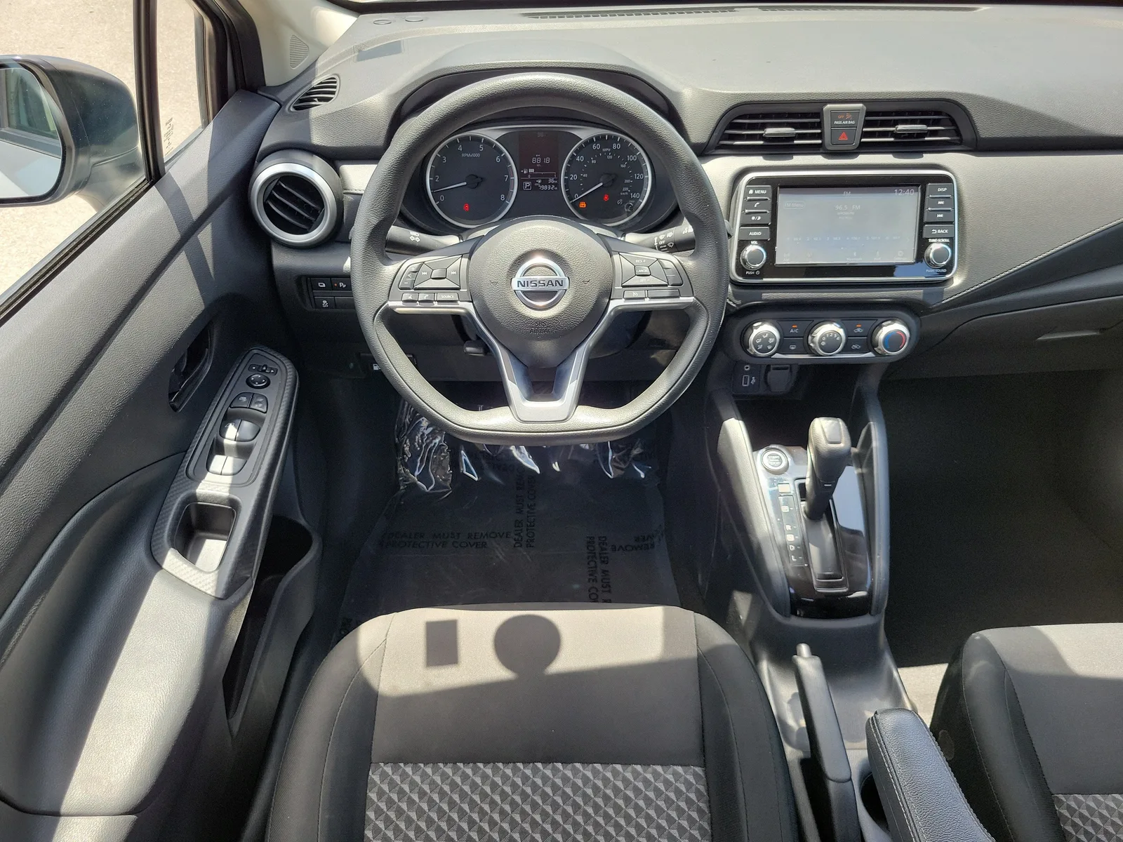 2021 Nissan Versa S photo 16