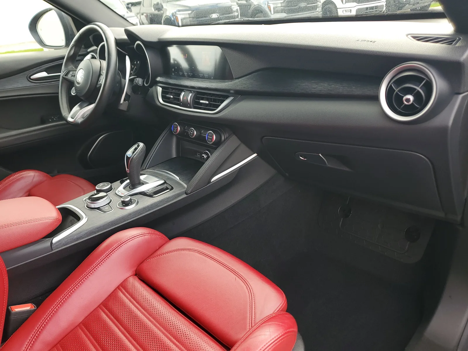 2022 Alfa Romeo Stelvio Sprint 4WD photo 18