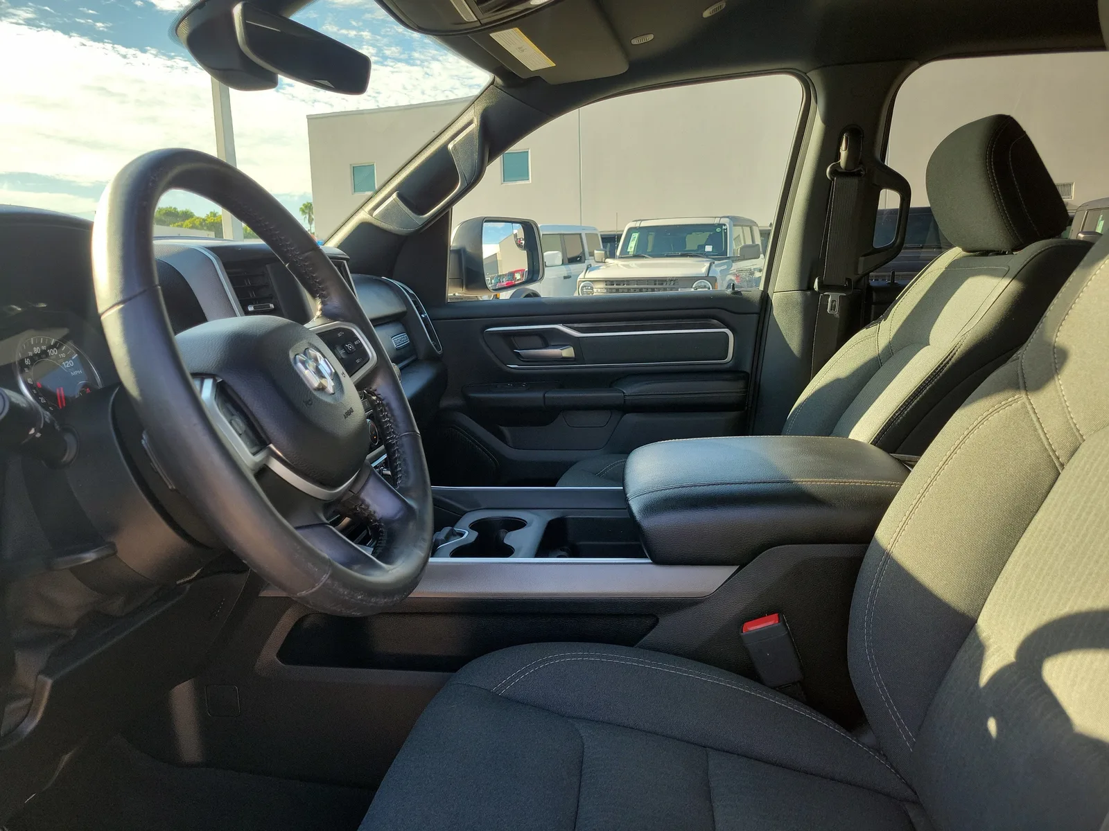 2021 RAM 1500 Big Horn photo 11