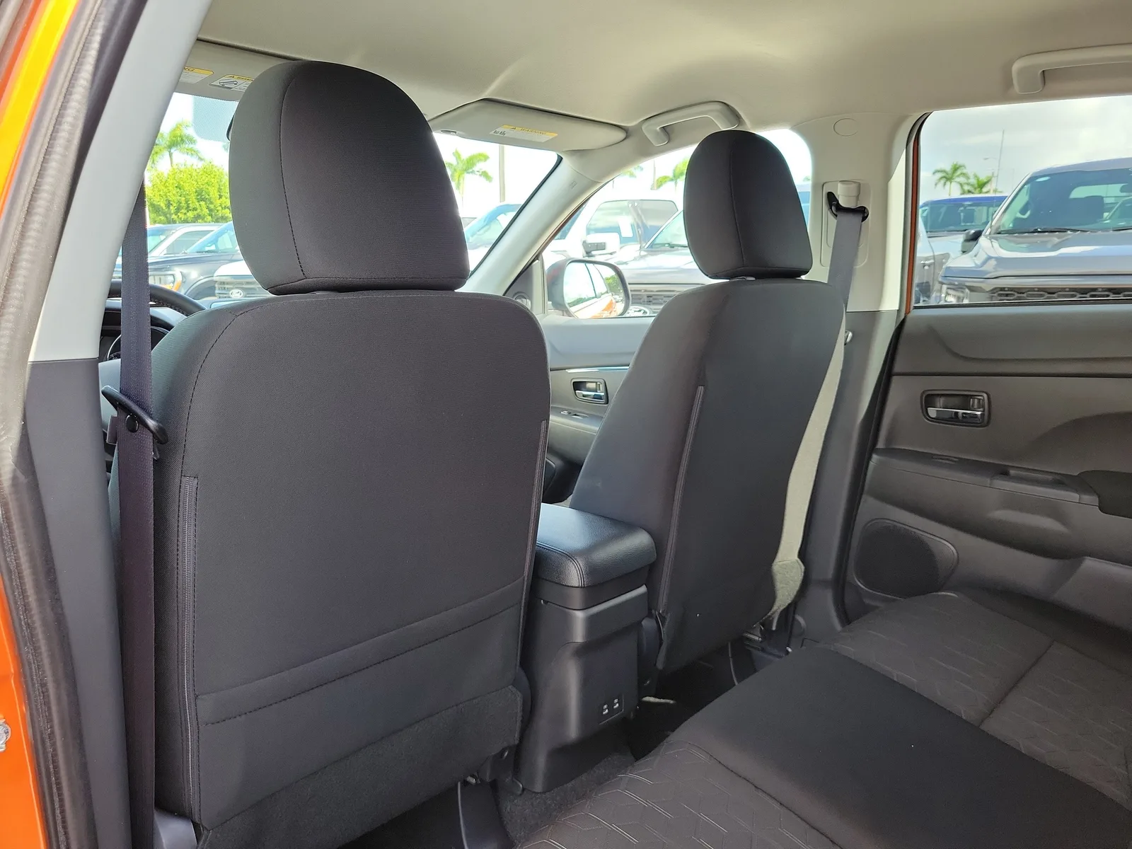 2026 Mitsubishi Outlander Sport LE 4WD photo 19