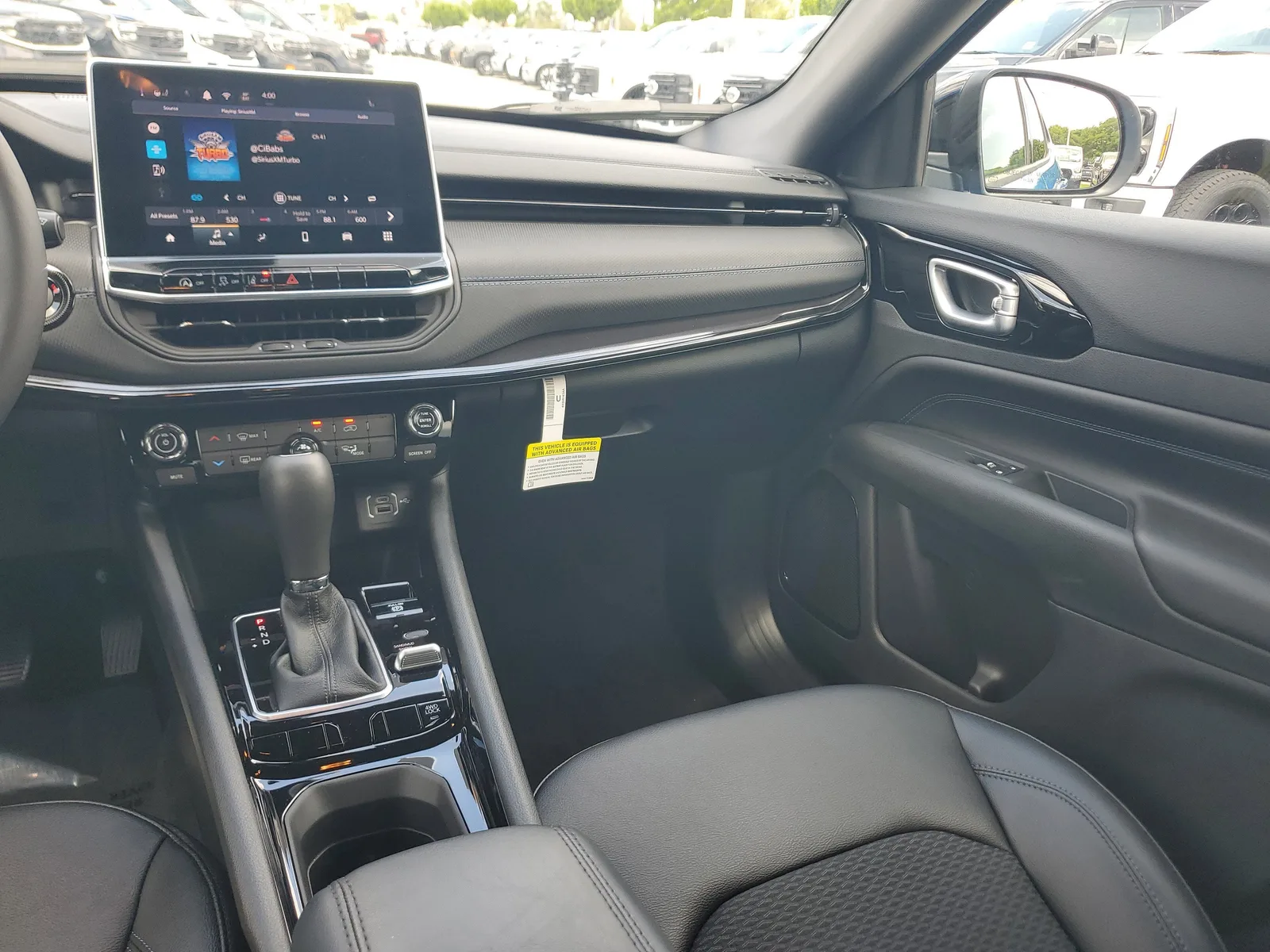 2026 Jeep Compass Latitude Altitude 4WD photo 15