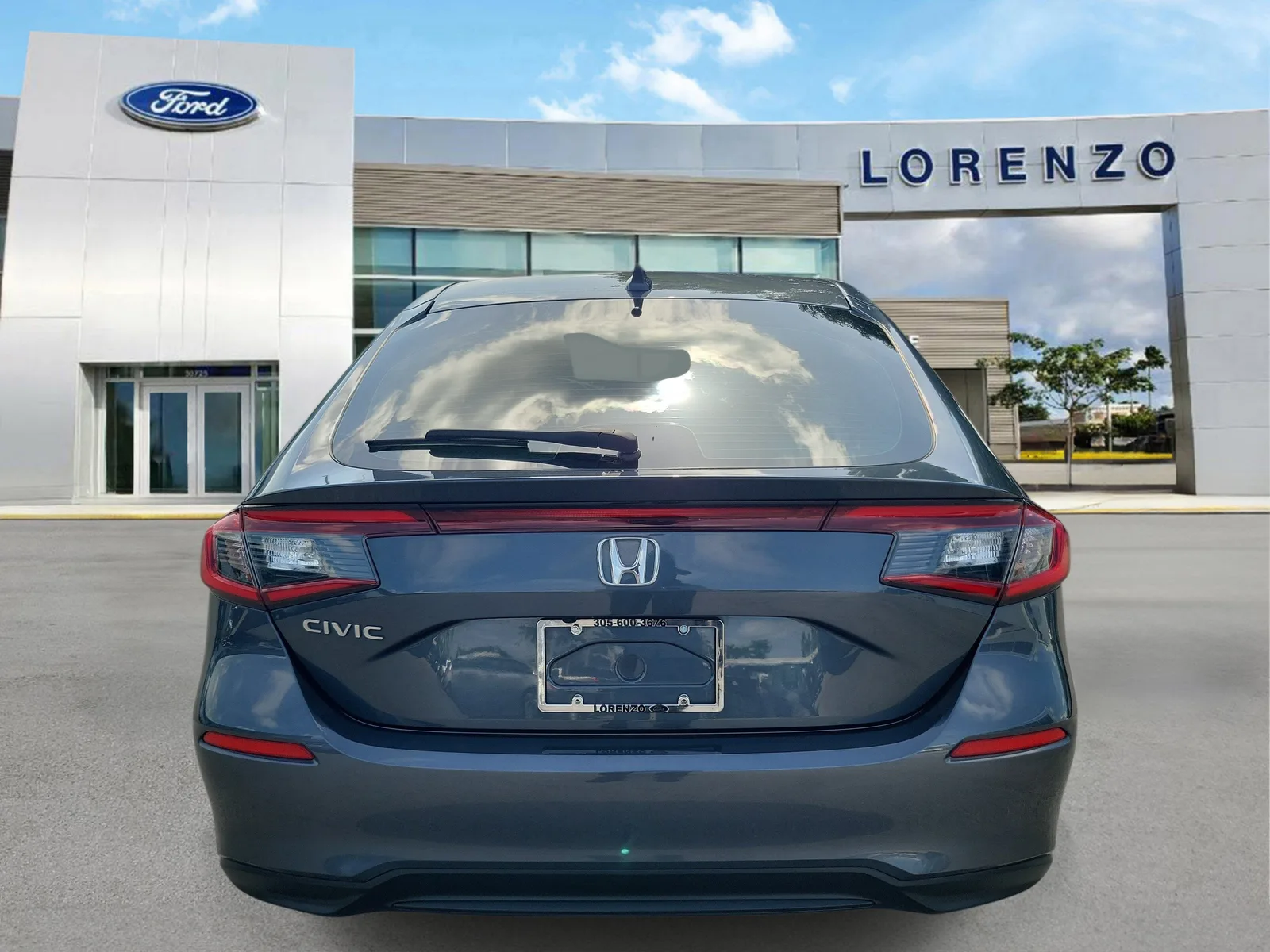 2024 Honda Civic Hatchback LX photo 6