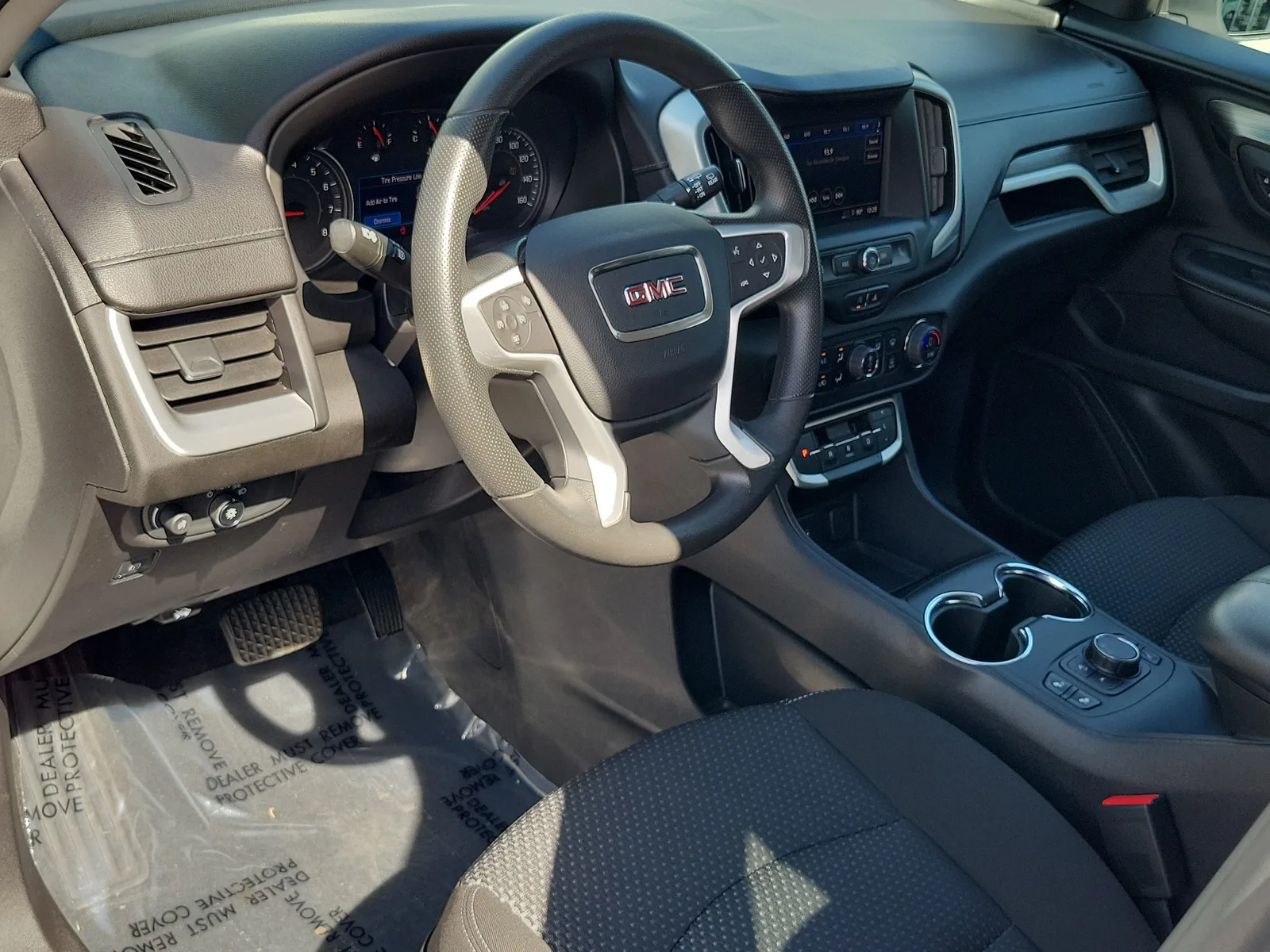 2023 GMC Terrain SLE photo 9