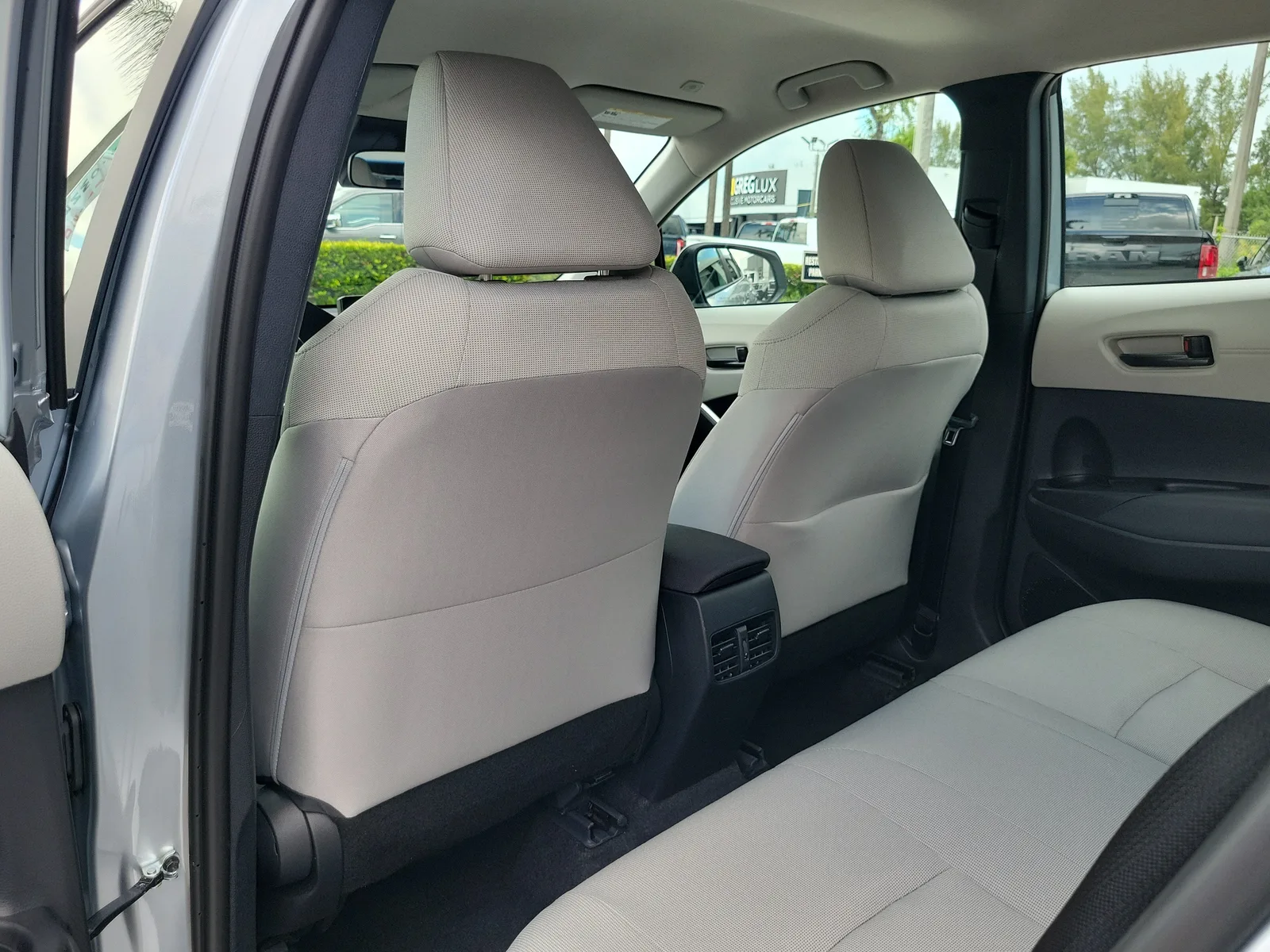 2026 Toyota Corolla Cross L photo 12