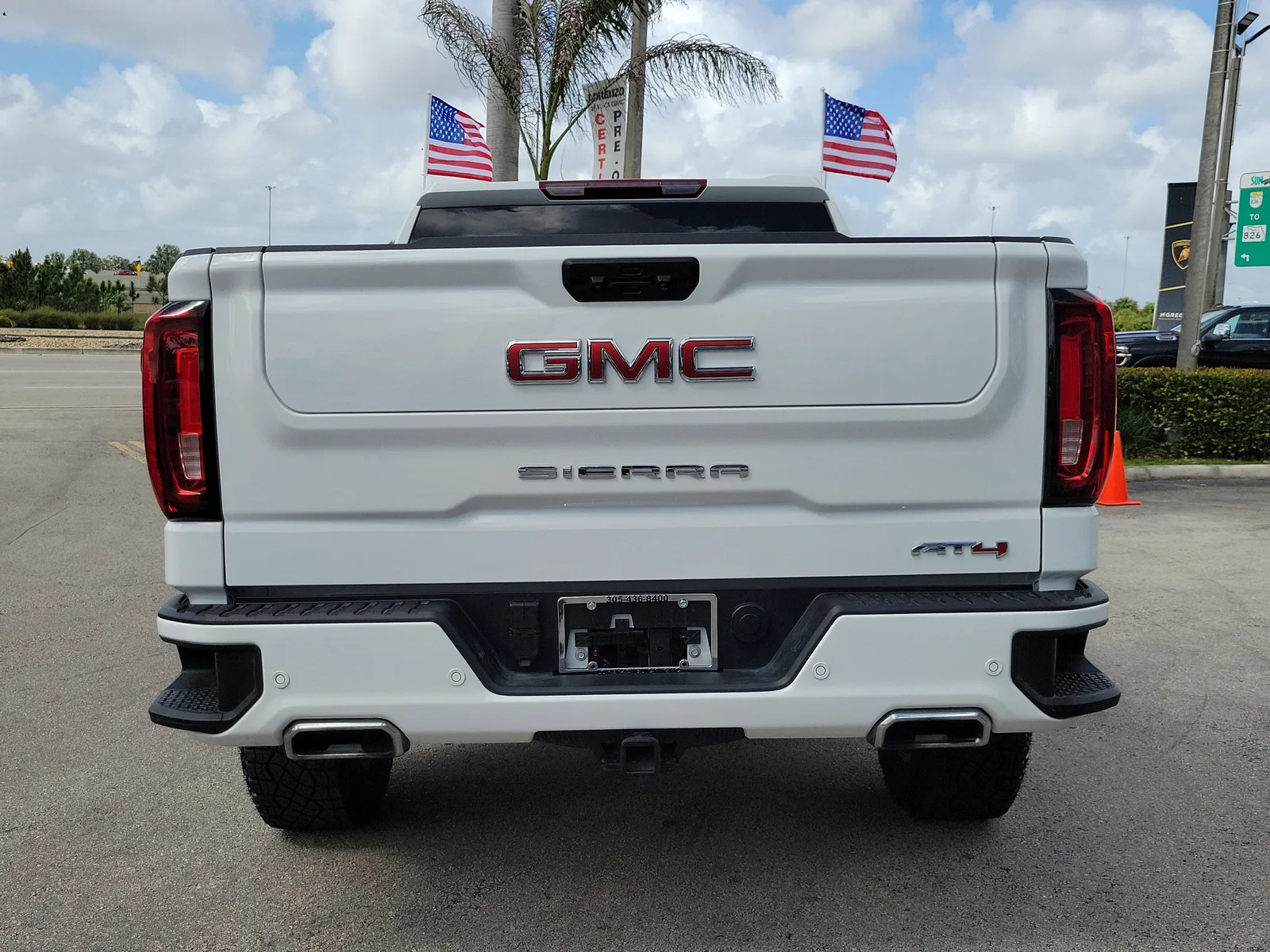 2025 GMC Sierra 1500 AT4 4WD photo 6