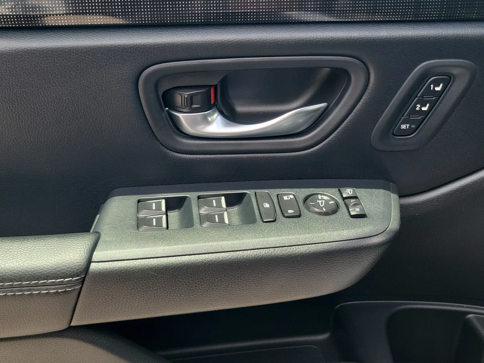 2024 Honda Pilot Elite photo 22