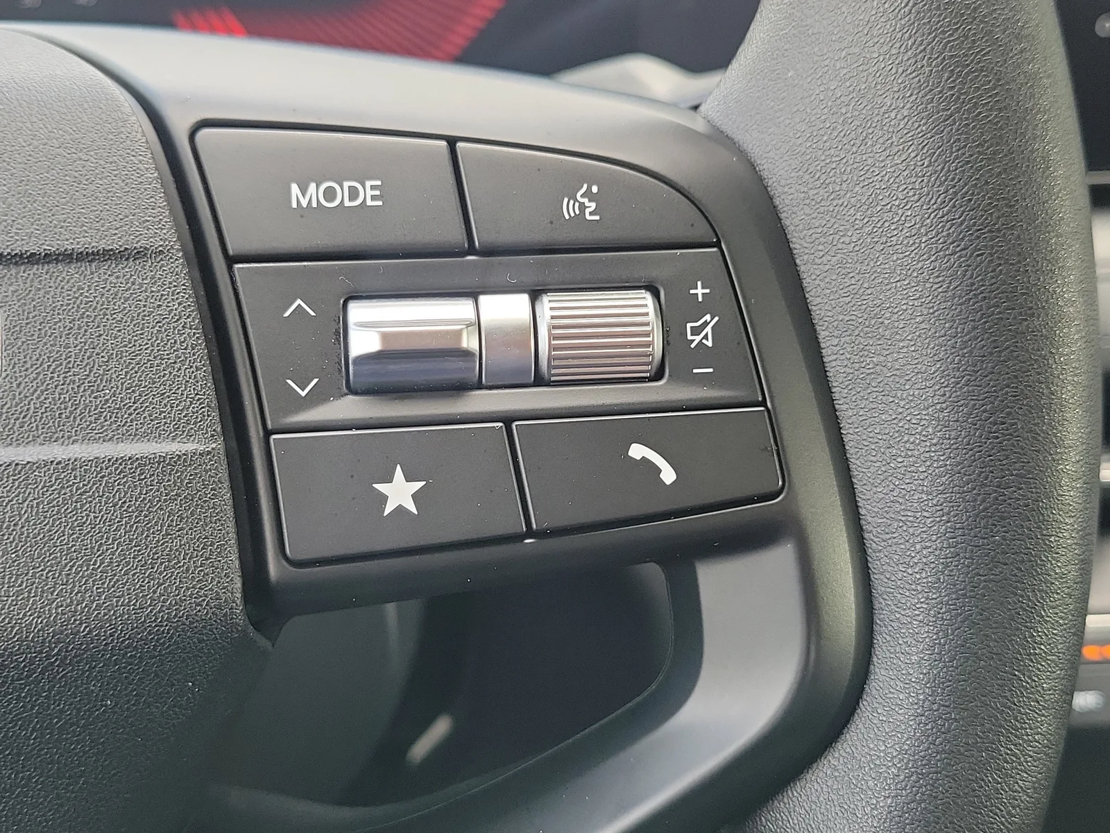 2025 Kia K4 LX photo 24