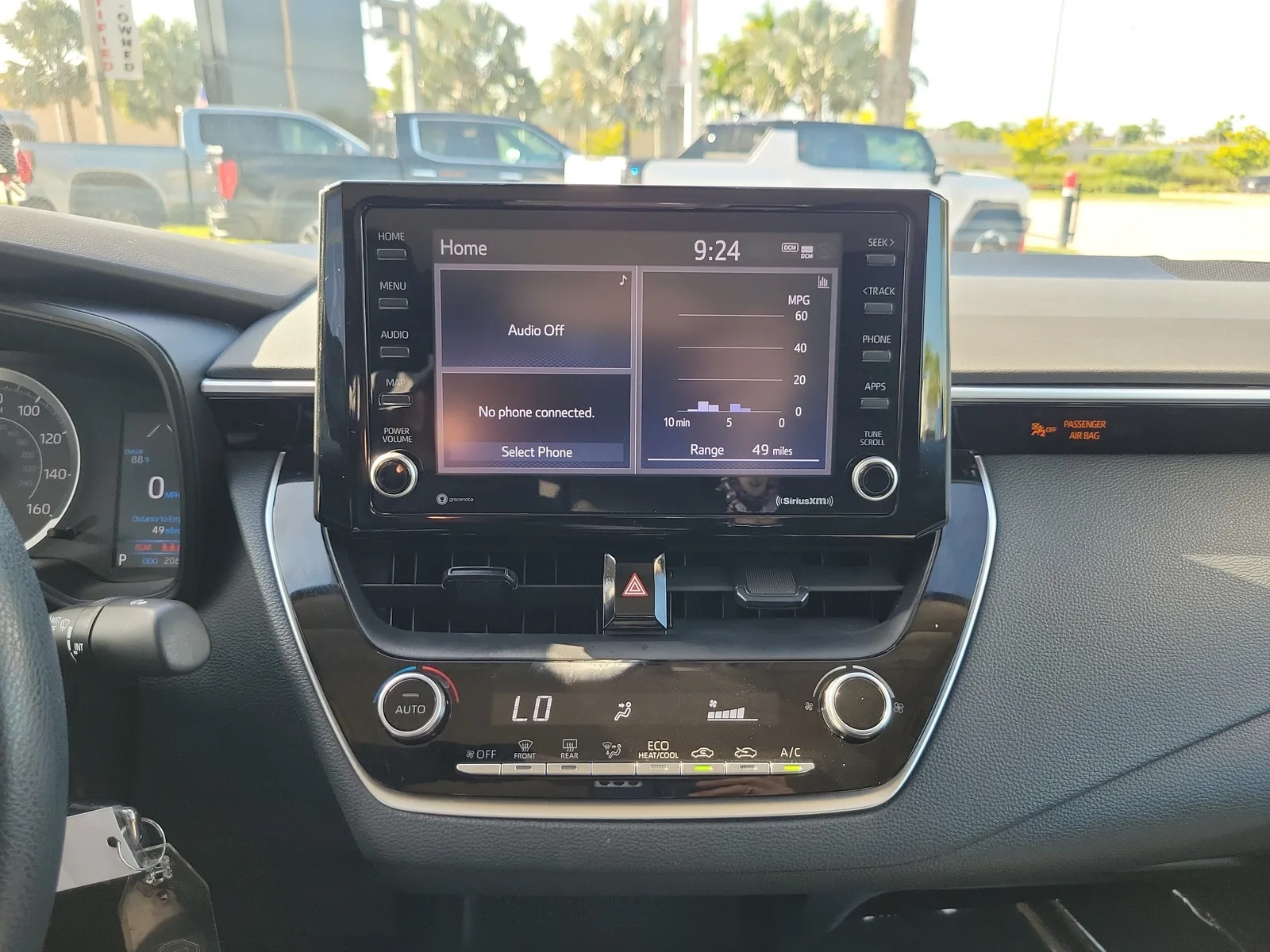 2022 Toyota Corolla LE photo 20