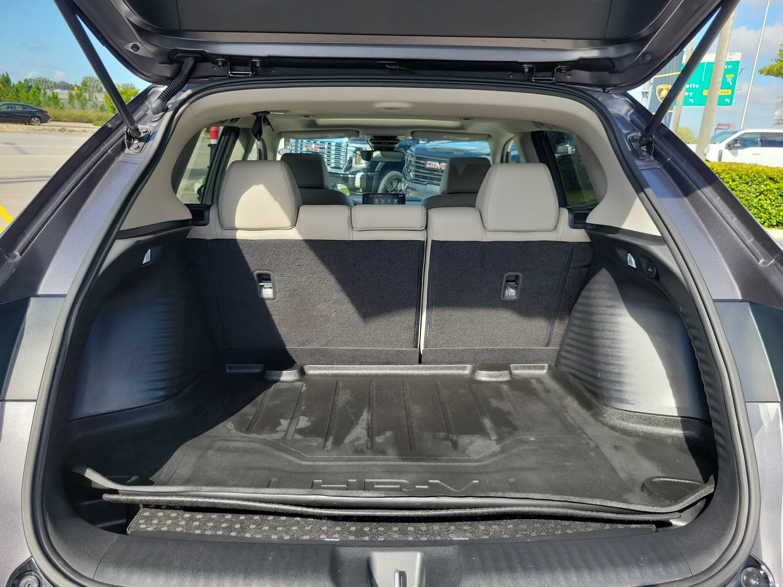 2024 Honda HR-V EX-L photo 17