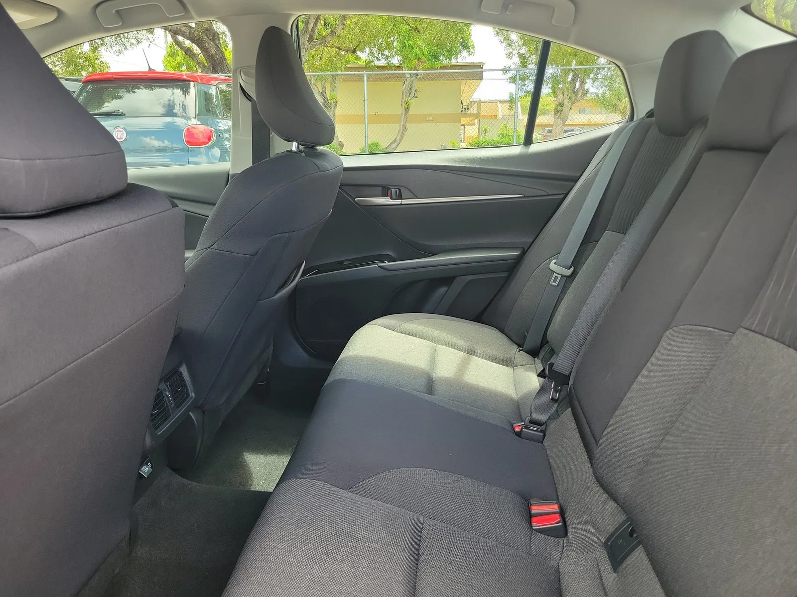 2025 Toyota Camry LE photo 18