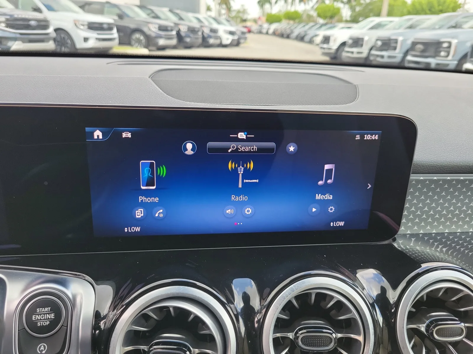2025 Mercedes-Benz GLB GLB 250 photo 23